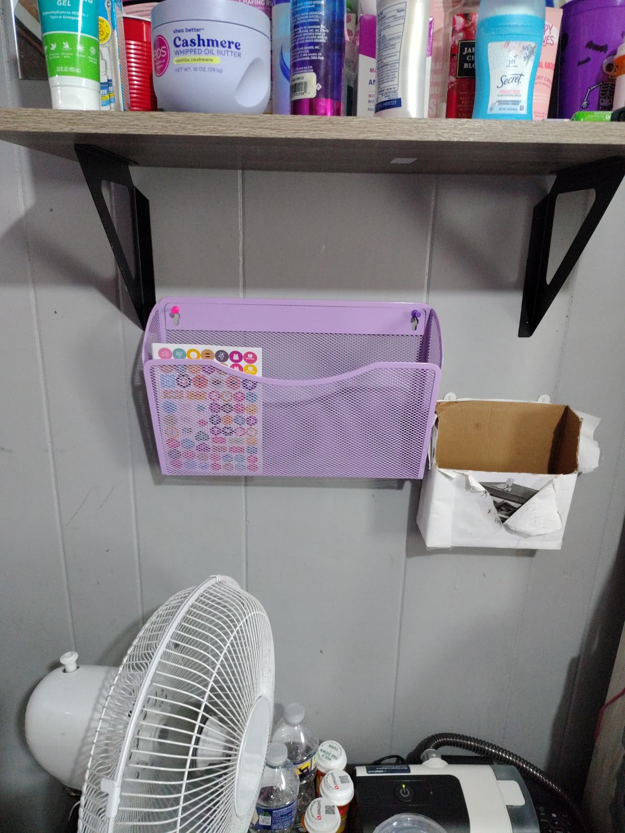 EasyPAG Wall File Organizer, Metal Mesh Hanging File Folder Holder for Letter/A4 Size Folders, Vertical Wall Mount Mail Sorter for Office Paperwork, Classroom, Gold customer photo 2