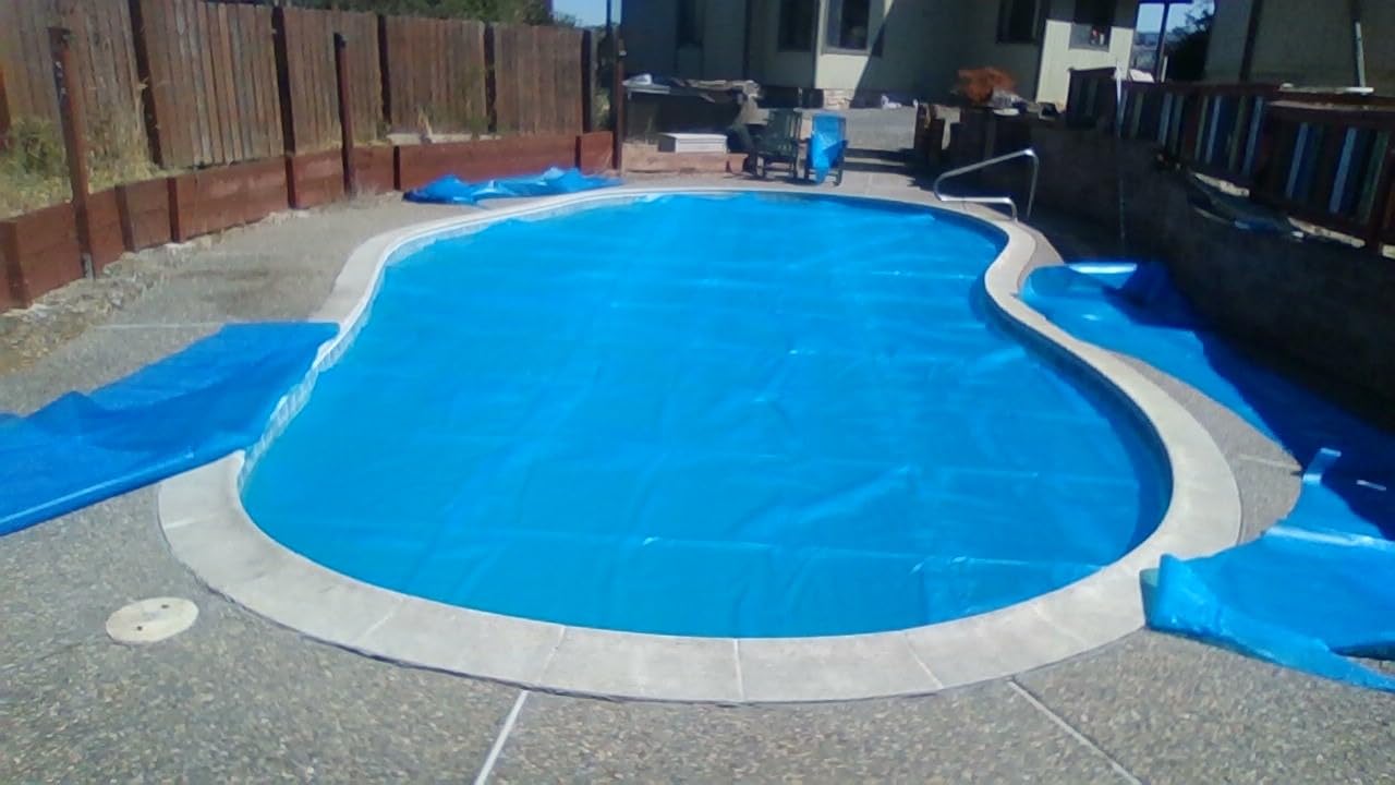 Goplus 12 FT Round Solar Pool Cover, 12 Mil Above-Ground & In-ground Swimming Pool Heat Retaining Blanket, Heavy-Duty Thermal Insulating Bubble Wrap Cover for Hot Tub SPA (Blue, Round 12 FT) customer photo 1