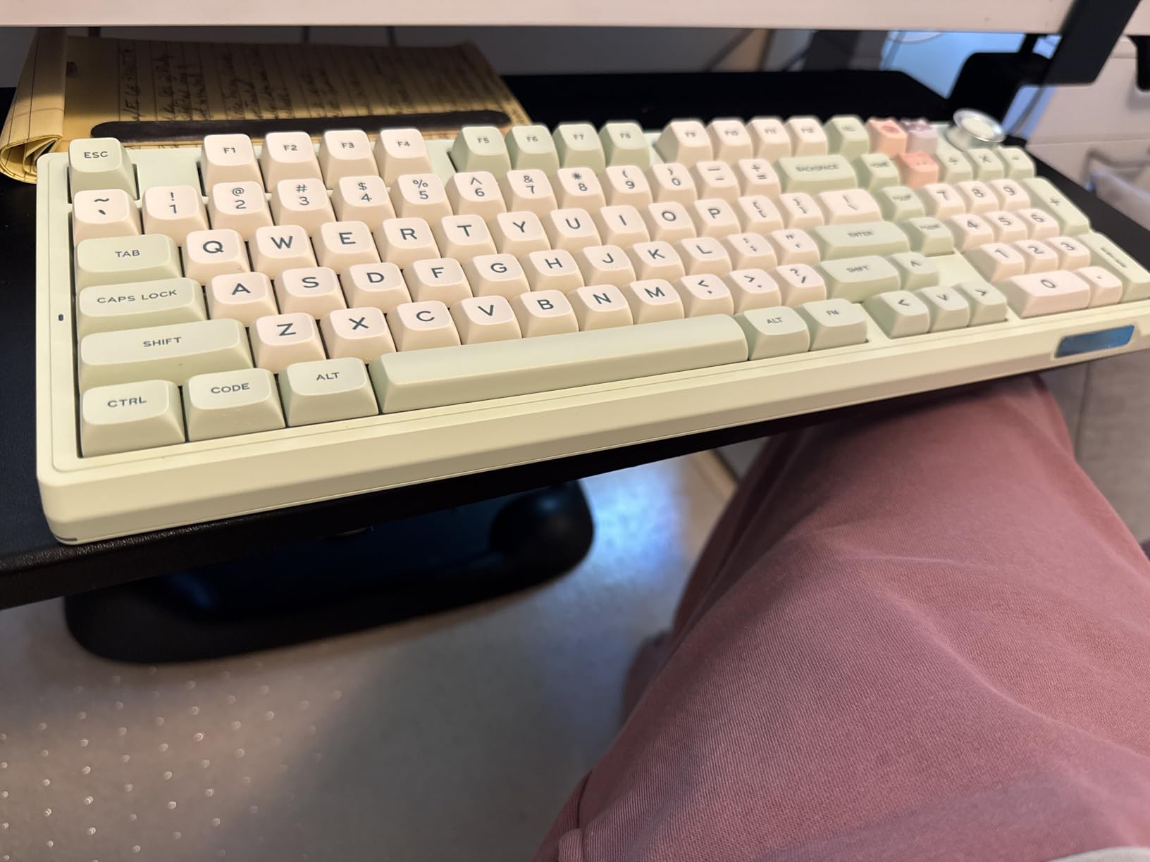 SOLAKAKA KI99 Pro Wireless Mechanical Keyboard with Quiet Switch, Hot Swappable Pre-Lubed Switches with RGB Backlit, Gasket Structure Computer Gaming Keyboard (BlackBlue, Silent Switch) customer photo 2