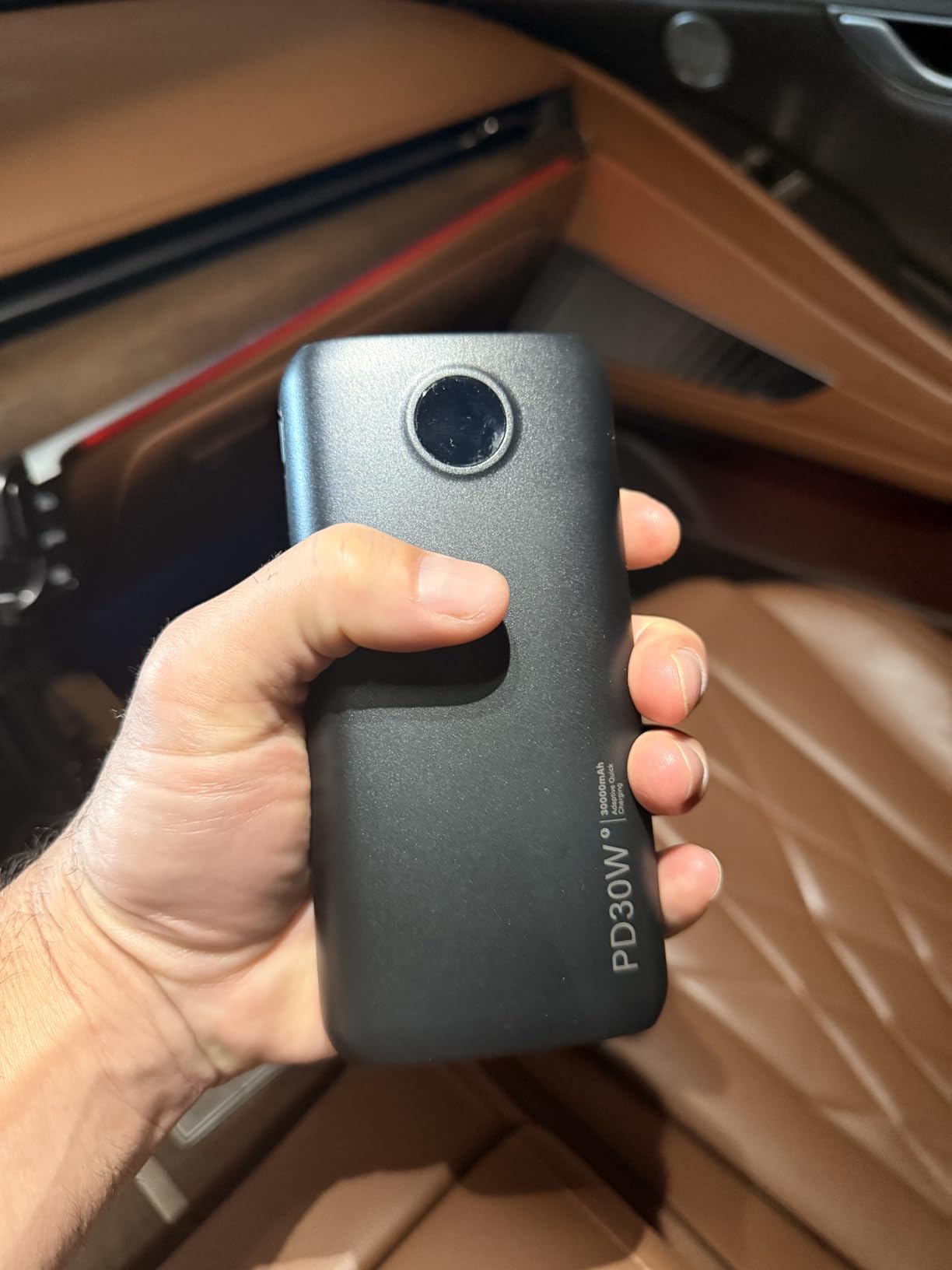 DIAMUAR Portable Charger 30000mAh, 30W USB C Fast Charging, 3W Flashlight customer photo 1