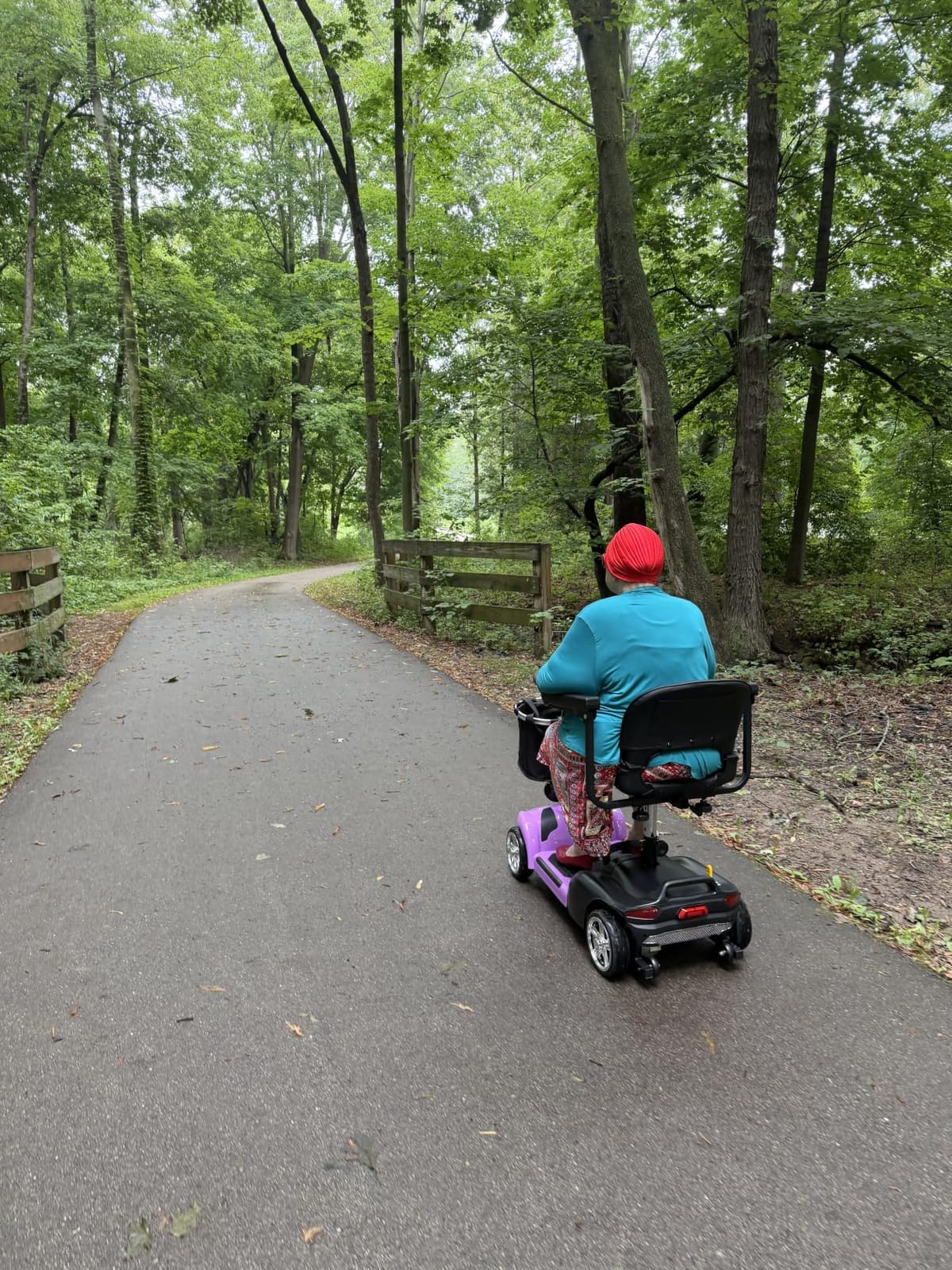 Mbxcooter Ultra Light Weight Mobility Scooter, 31.7Lbs Without Batteries, 20 Inch Turning Radius, Foldable 3 Wheel Mobility Scooters for Seniors/Adults, Compact Mobility Scooter for Indoors &Outdoors customer photo 2