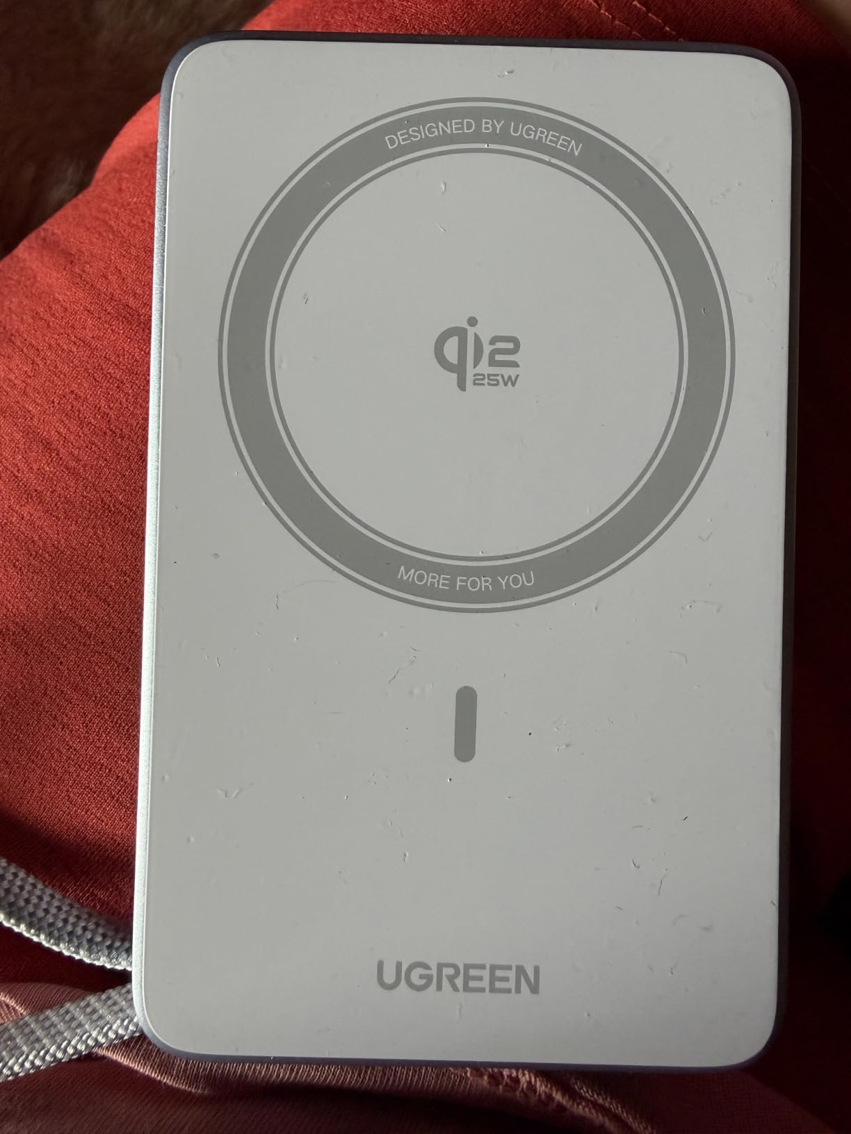 UGREEN MagFlow 10000mAh Qi2 25W Wireless Power Bank Built-in Cable customer photo 1