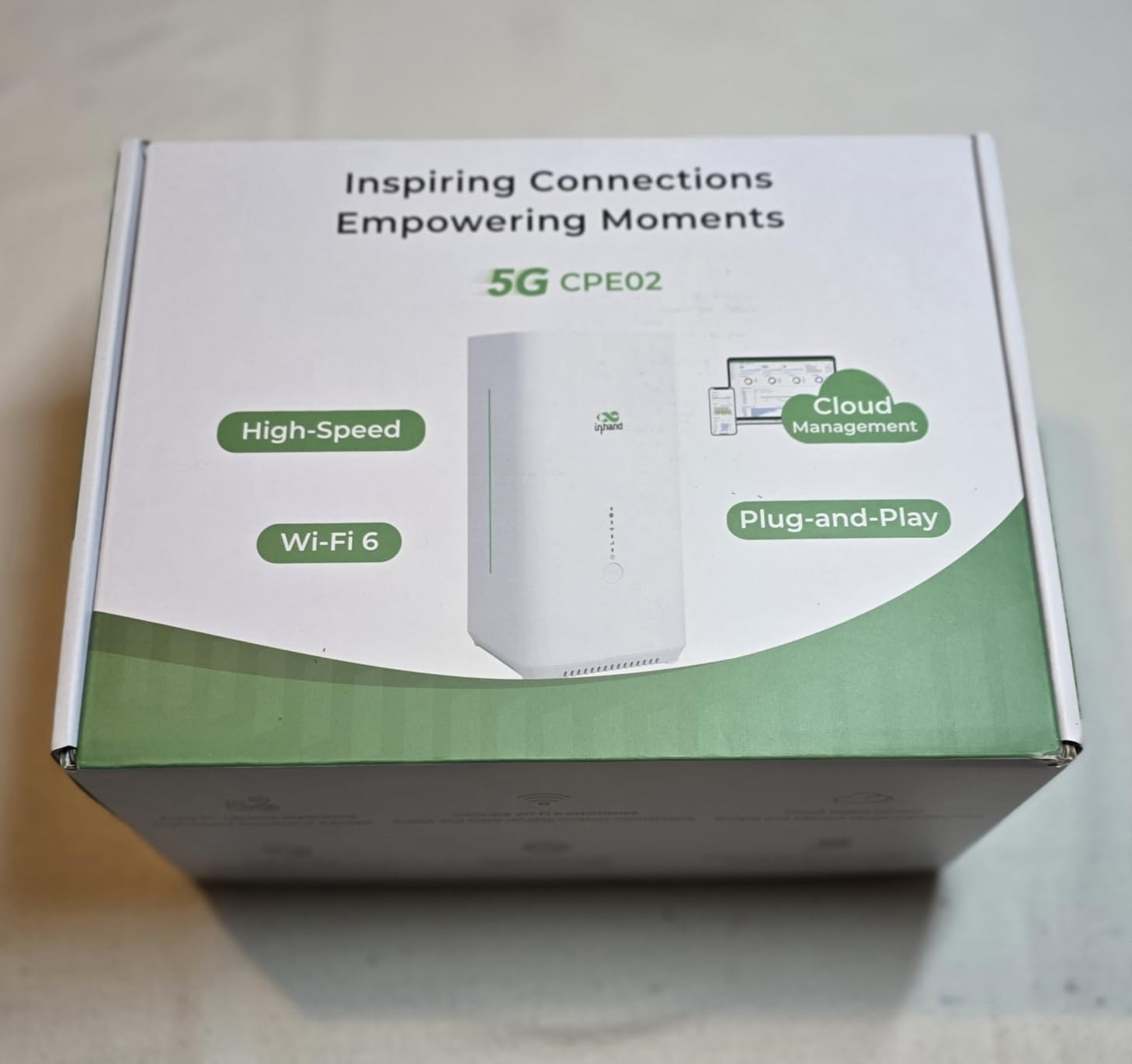 InHand Networks 5G Router Indoor CPE WiFi6 AX5400 2.5GbE Ports customer photo 2