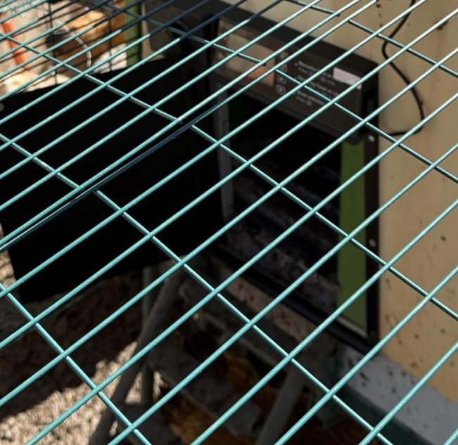 Large Size Automatic Chicken Coop Door Solar Powered - Timer/Light Sensor customer photo 1