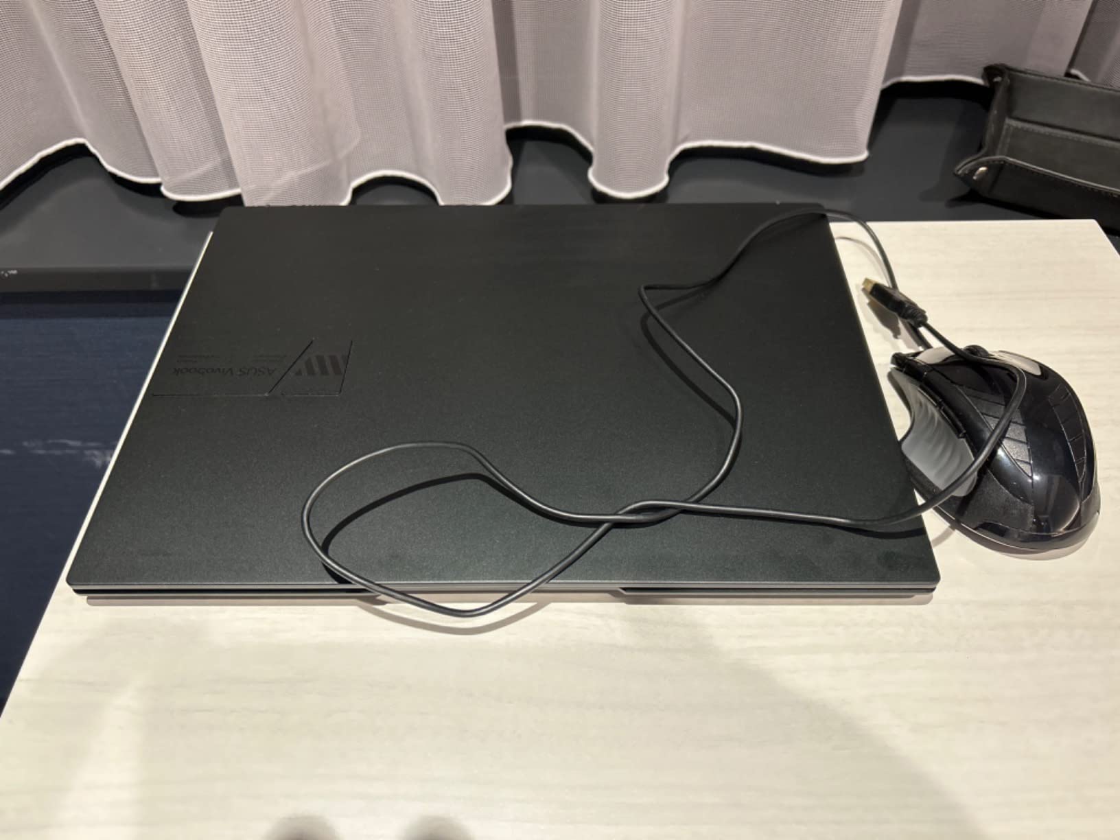 ASUS Vivobook S16 16