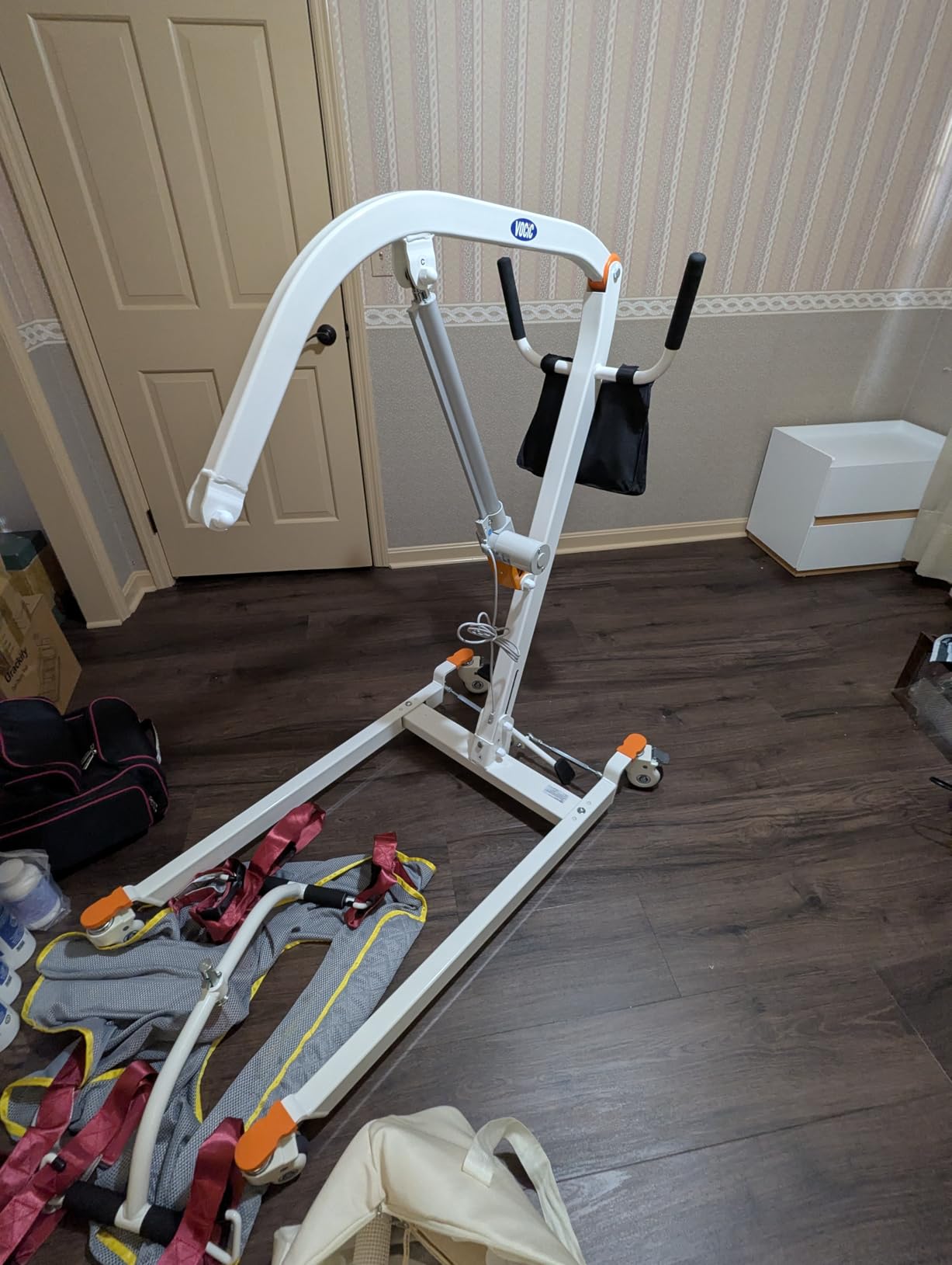 VOCIC AY05 Electric Patient Lift for Home customer photo 1