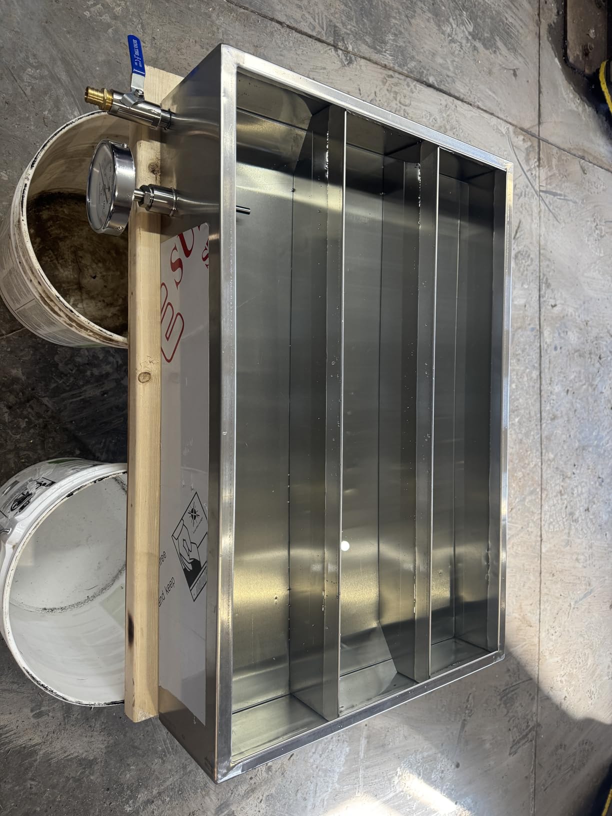 Sliner Maple Syrup Evaporator Pan 30x20x6 Inch Maple Syrup Boiling Pan 304 Stainless Steel with 2 Valves and Thermometer for Home Outdoor Syrups Making Supplies customer photo 1