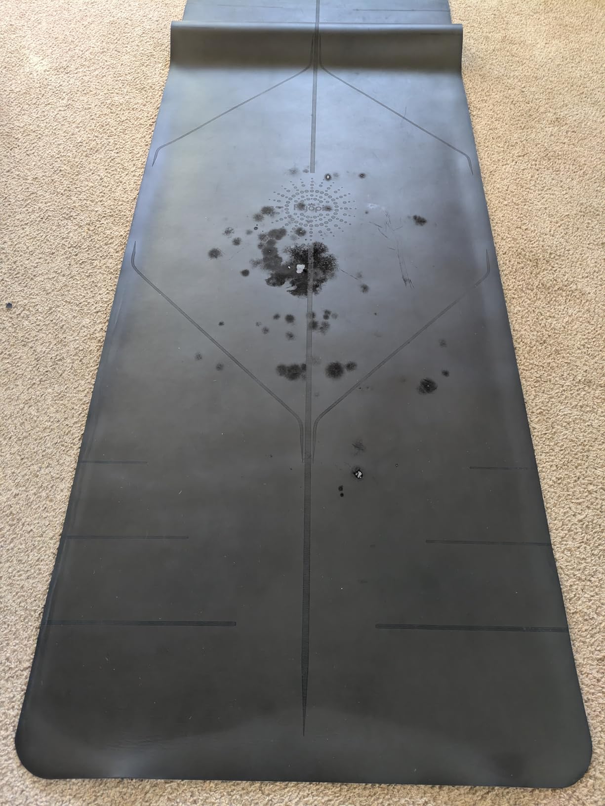 Plyopic Ultra Grip PRO Yoga Mat – EXTREME Non-Slip Performance - Dry & Wet Grip - Smarter Alignment Lines - Comfortable & Sweat Resistant - For Yoga, Pilates & Hot Yoga customer photo 2