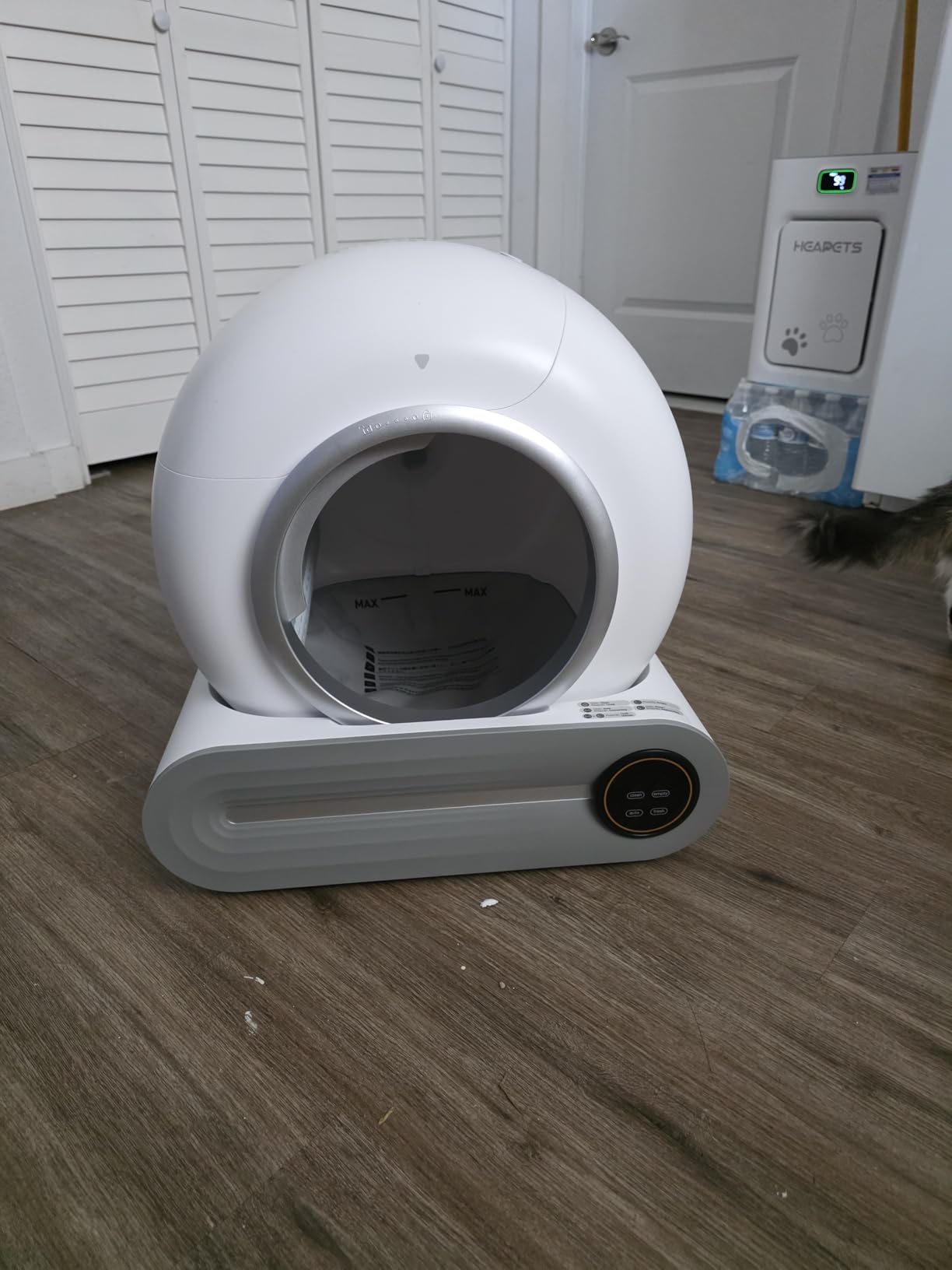 Automatic Litter Box, APP Control, 65L+9L Large Capacity,3 Rolls Litter Bag customer photo 1