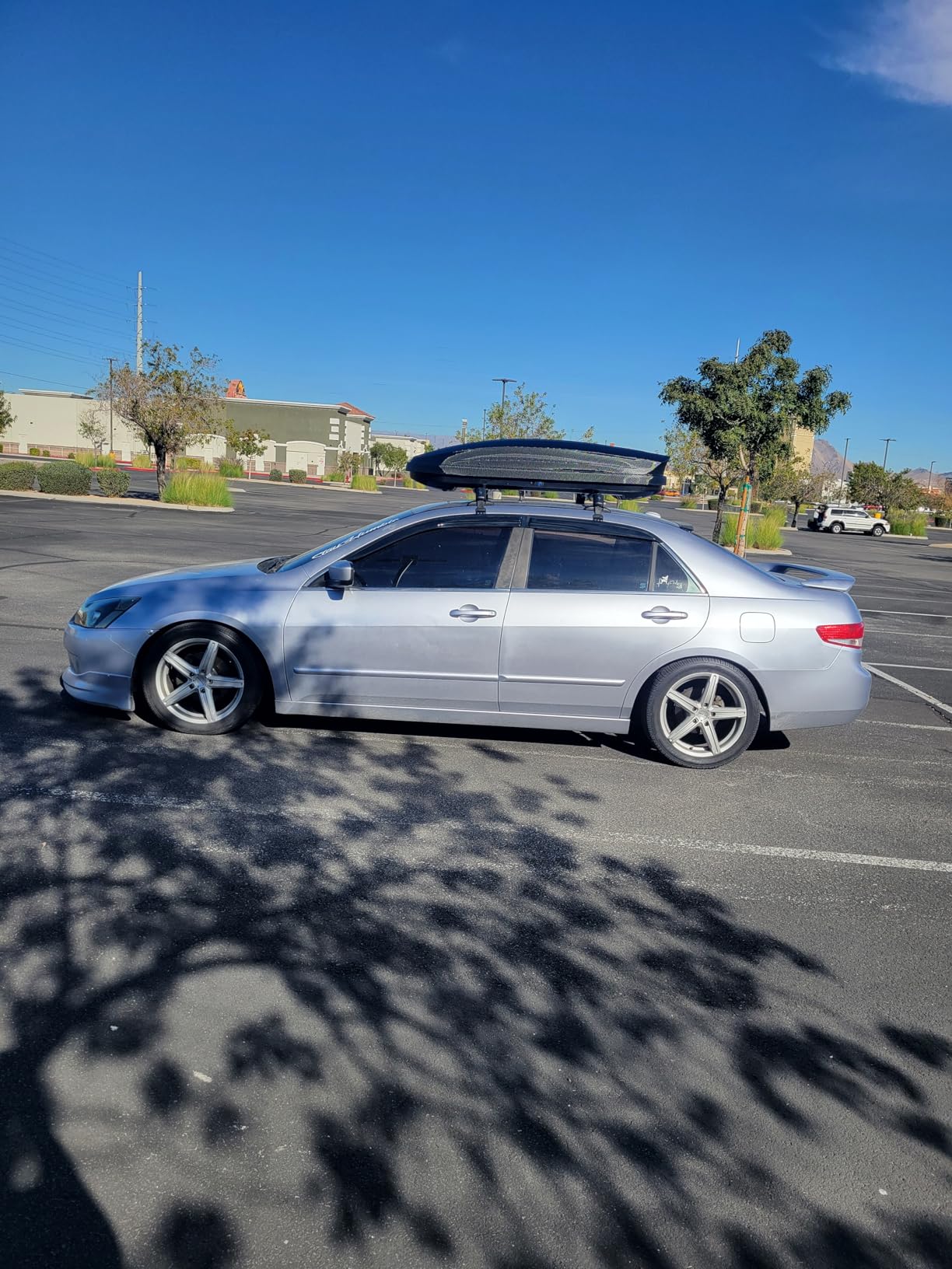 GarveeTech Rooftop Cargo Box Carrier,Dual-Side Opening Roof Luggage Storage customer photo 1