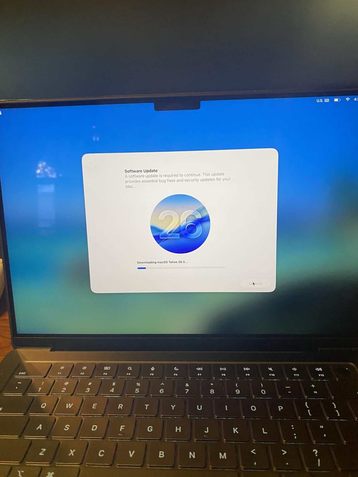 Apple 2026 MacBook Pro Laptop with Apple M5 Max chip with 18-core CPU and 32-core GPU: Built for AI, 14.2-inch Liquid Retina XDR Display, 36GB Unified Memory, 2TB SSD, Wi-Fi 7; Space Black customer photo 2