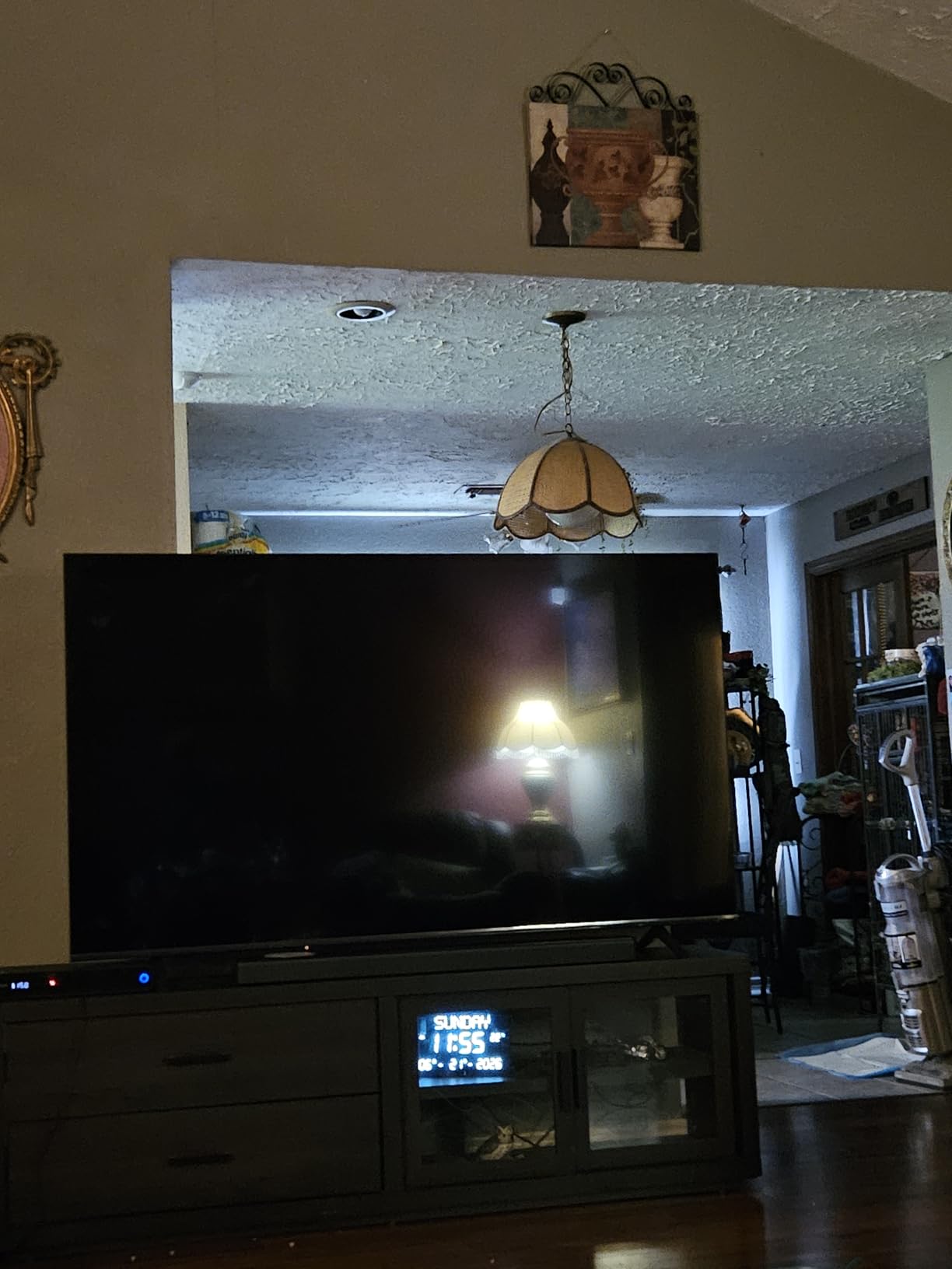 75-Inch Class QNED AI QNED75B Series Mini LED 4K Smart TV w/HDR10, AI Super Upscaling 4K, Filmmaker Mode, Wow Orchestra, Compatible with Alexa (75QNED75BUA, 2026) customer photo 1