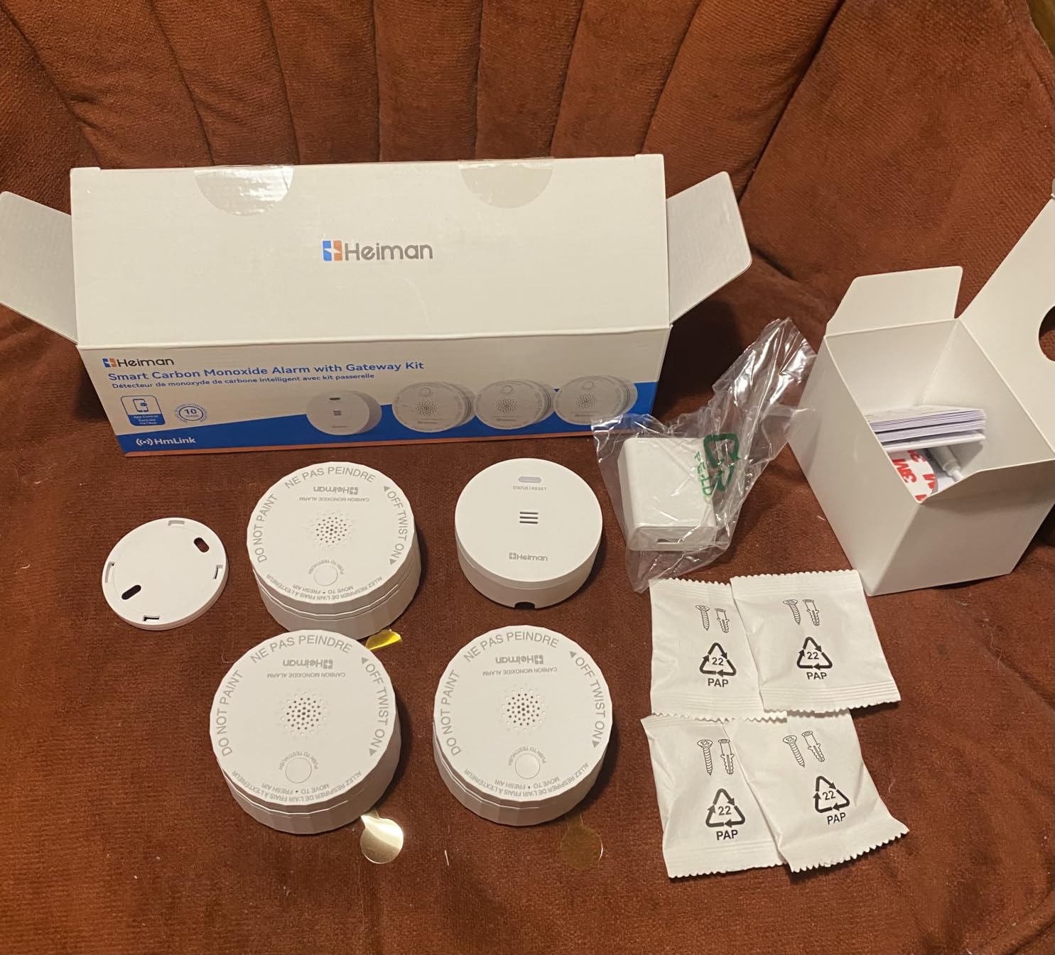 Heiman Smart Carbon Monoxide Detectors, 3-Pack Interconnected, with Gateway | Real-Time APP Alert, 2.4G Wi-Fi, Battery Operated, UL 2034 Latest, 10 Year CO Detector Life, One Sound, All Sound Alarm, C1-R customer photo 2