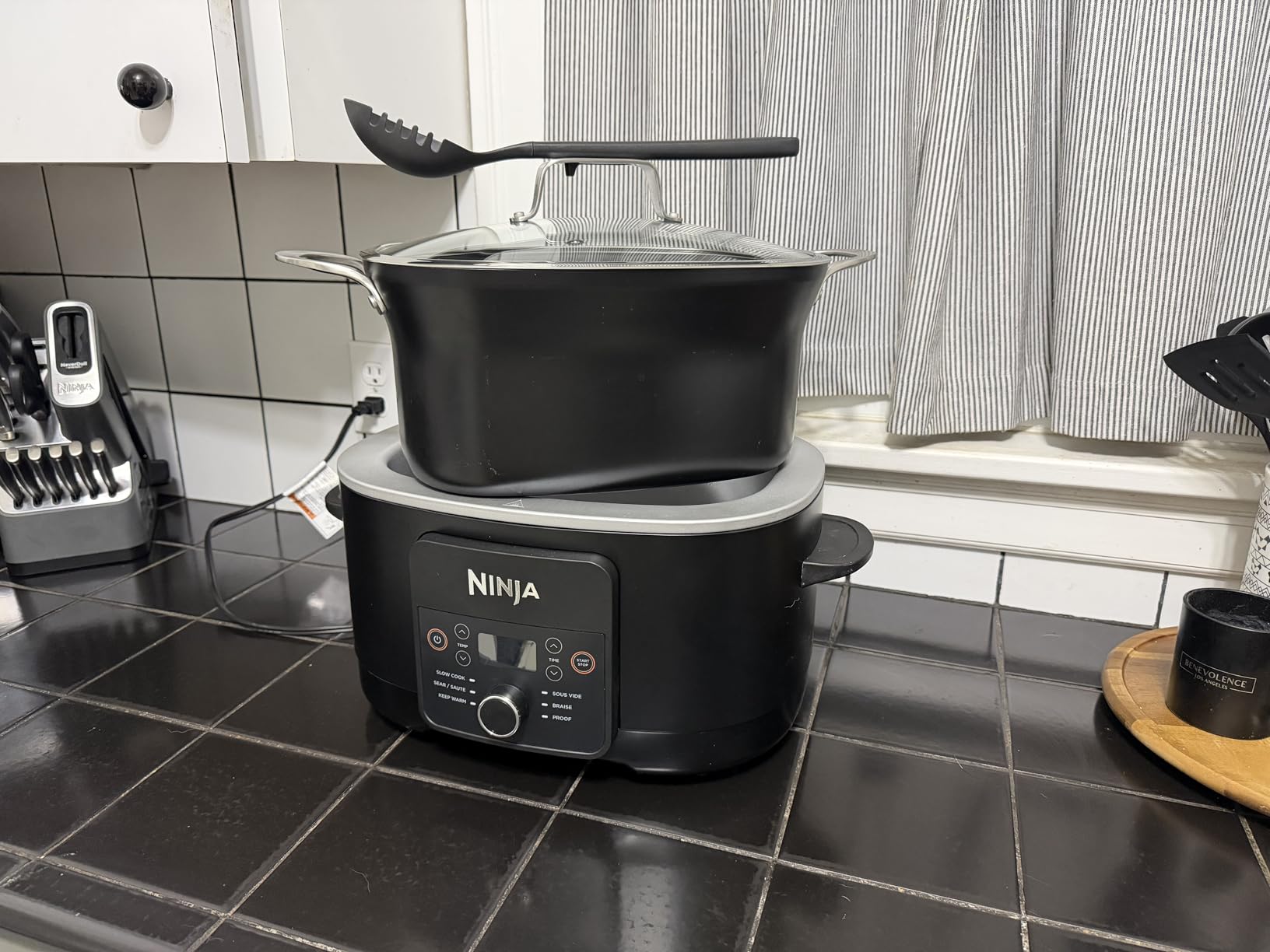 Ninja PossibleCooker PRO Plus, 8.5-qt, Blue Macaron, MC2001 customer photo 1