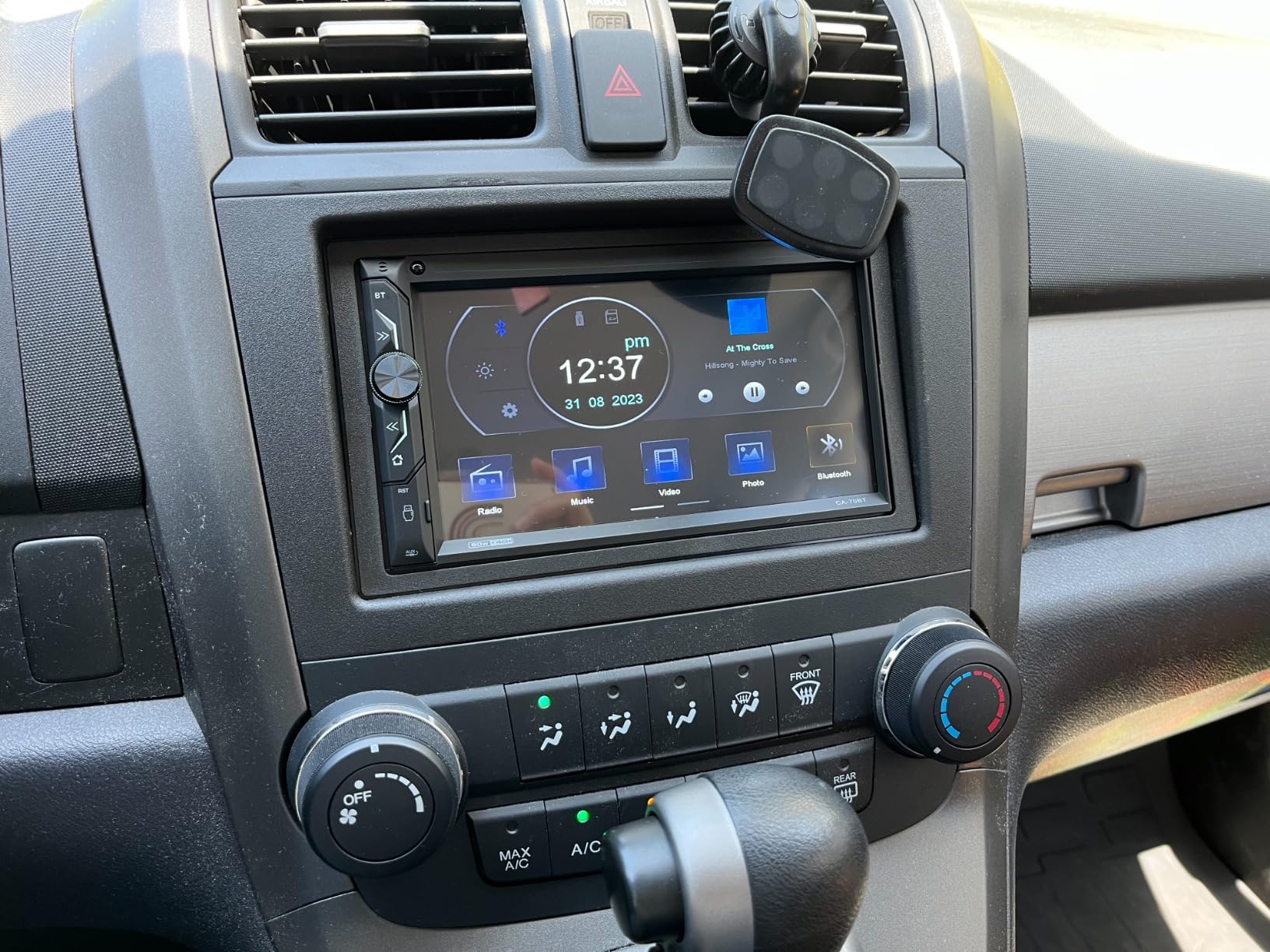 Single Din CarPlay Multimedia Receiver: 6.5