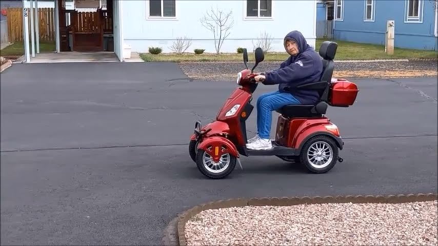 Mobility Scooters for Seniors & Adults 500lbs Capacity - 800W All Terrain Electric Powered Mobility Cart - Heavy Duty Mobility Scooter for Elderly w/Charger Remote Keys (Green) customer photo 1