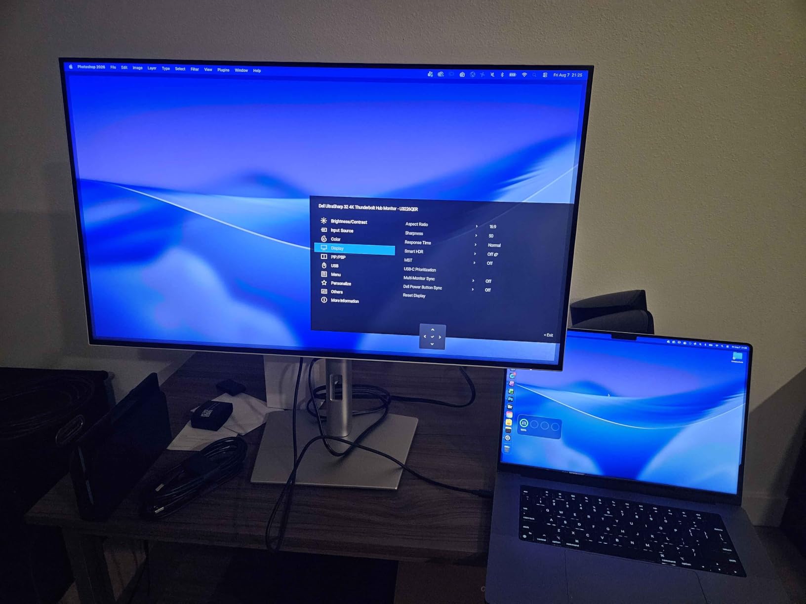 Dell UltraSharp 32 Thunderbolt Hub Monitor U3226QER 4K UHD customer photo 2