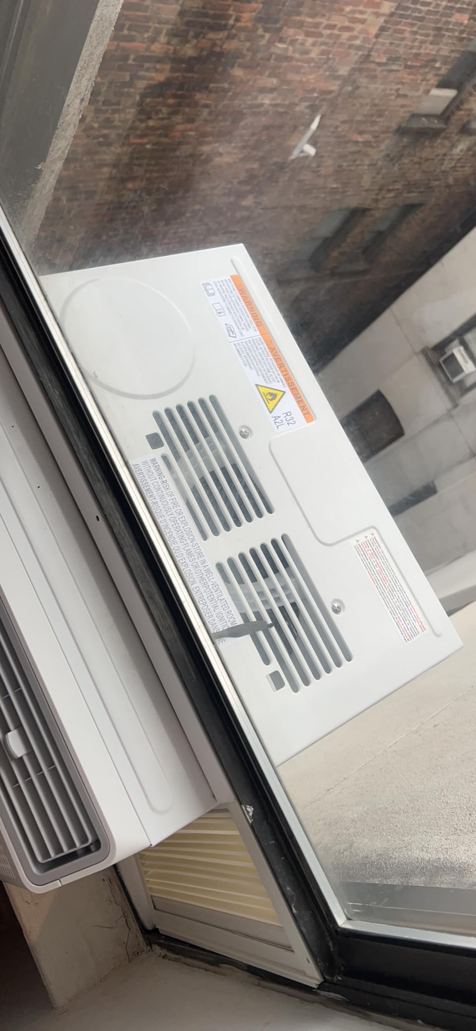 DELLA 6000 BTU AC Unit with Energy Saving Window Air Conditioner, WIFI Smart Controls, GEO Location, Work with Alexa, Cools Up to 250 Sq. Ft, Easy Install, Reusable Filter, Remote, Dehumidifier, Fan customer photo 1