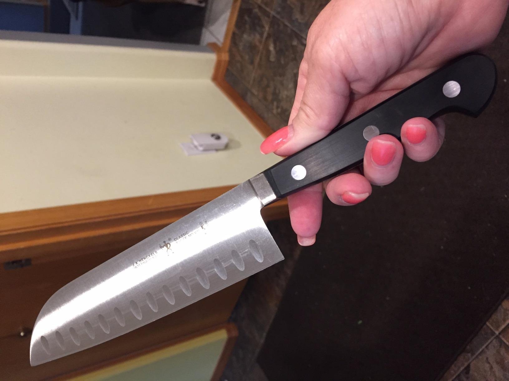 HENCKELS Classic Razor-Sharp Hollow Edge Santoku Knife 7 inch, German Engineered Informed by 100+ Years of Mastery customer photo 1