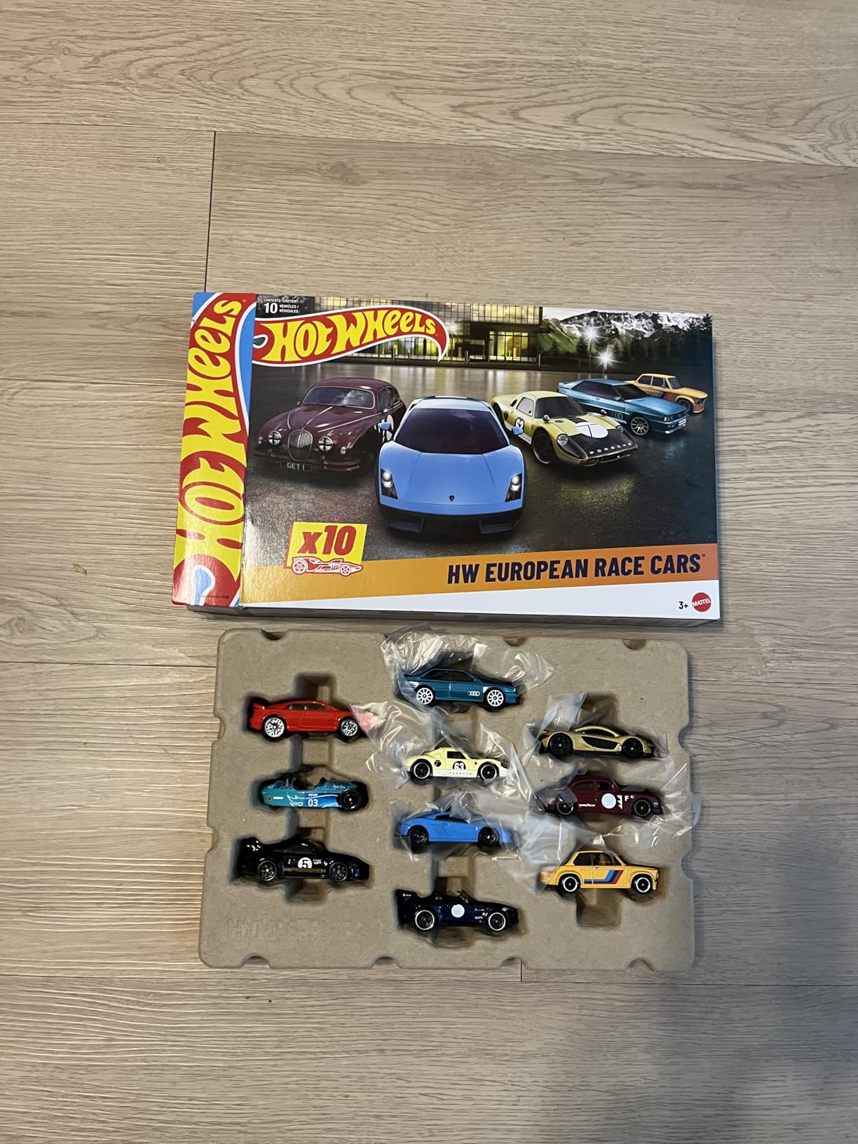 Hot Wheels 10-Pack (Styles May Vary) customer photo 1