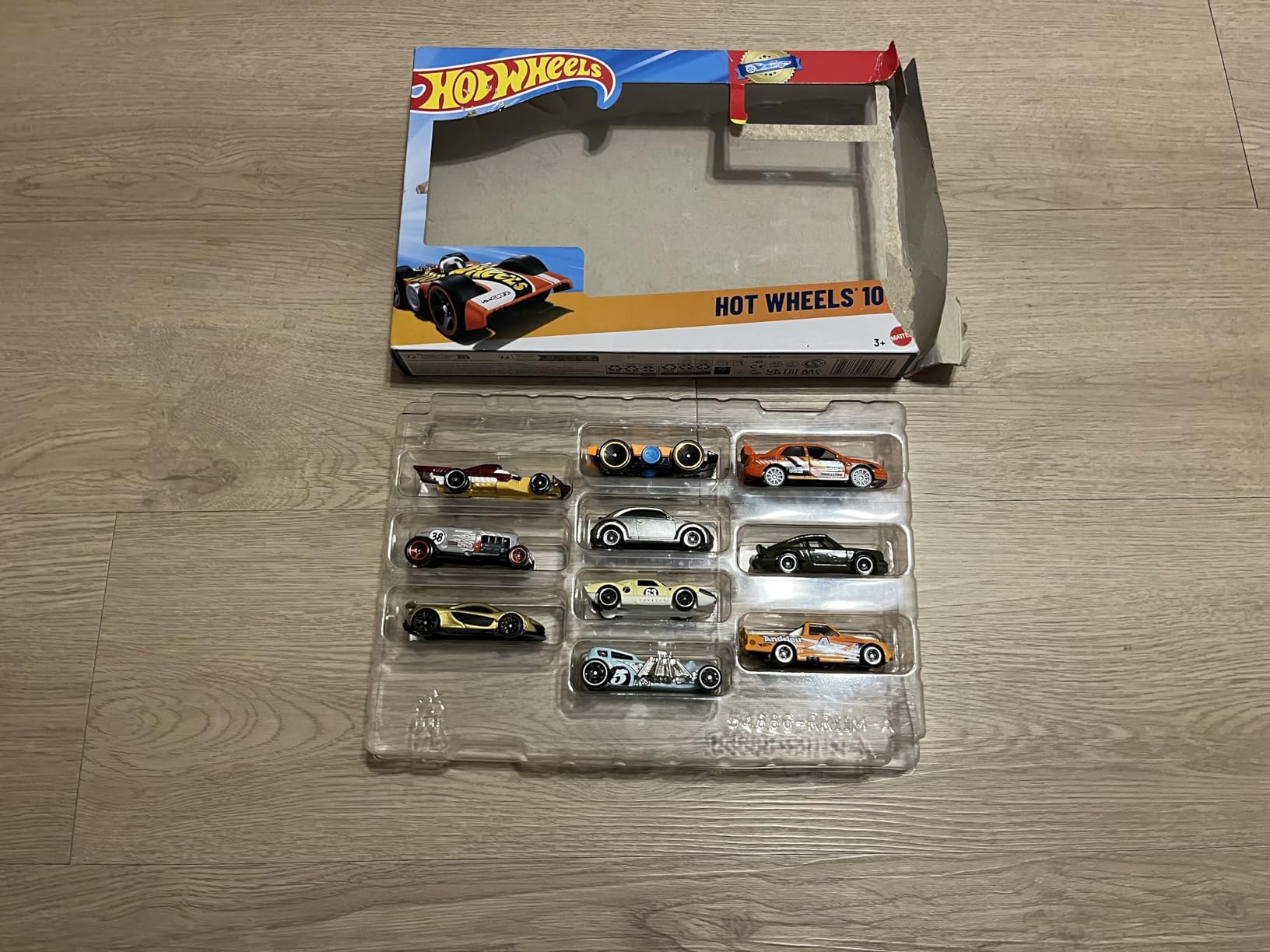 Hot Wheels 10-Pack (Styles May Vary) customer photo 2