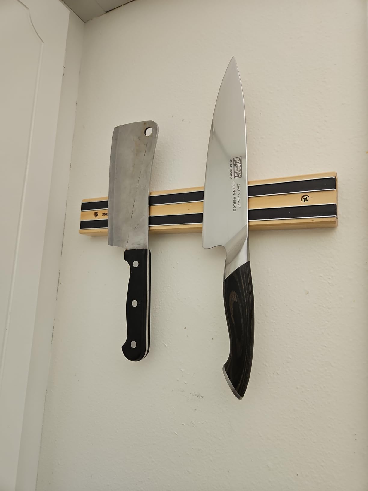 Norpro 18-Inch Magnetic Knife Tool Bar customer photo 1