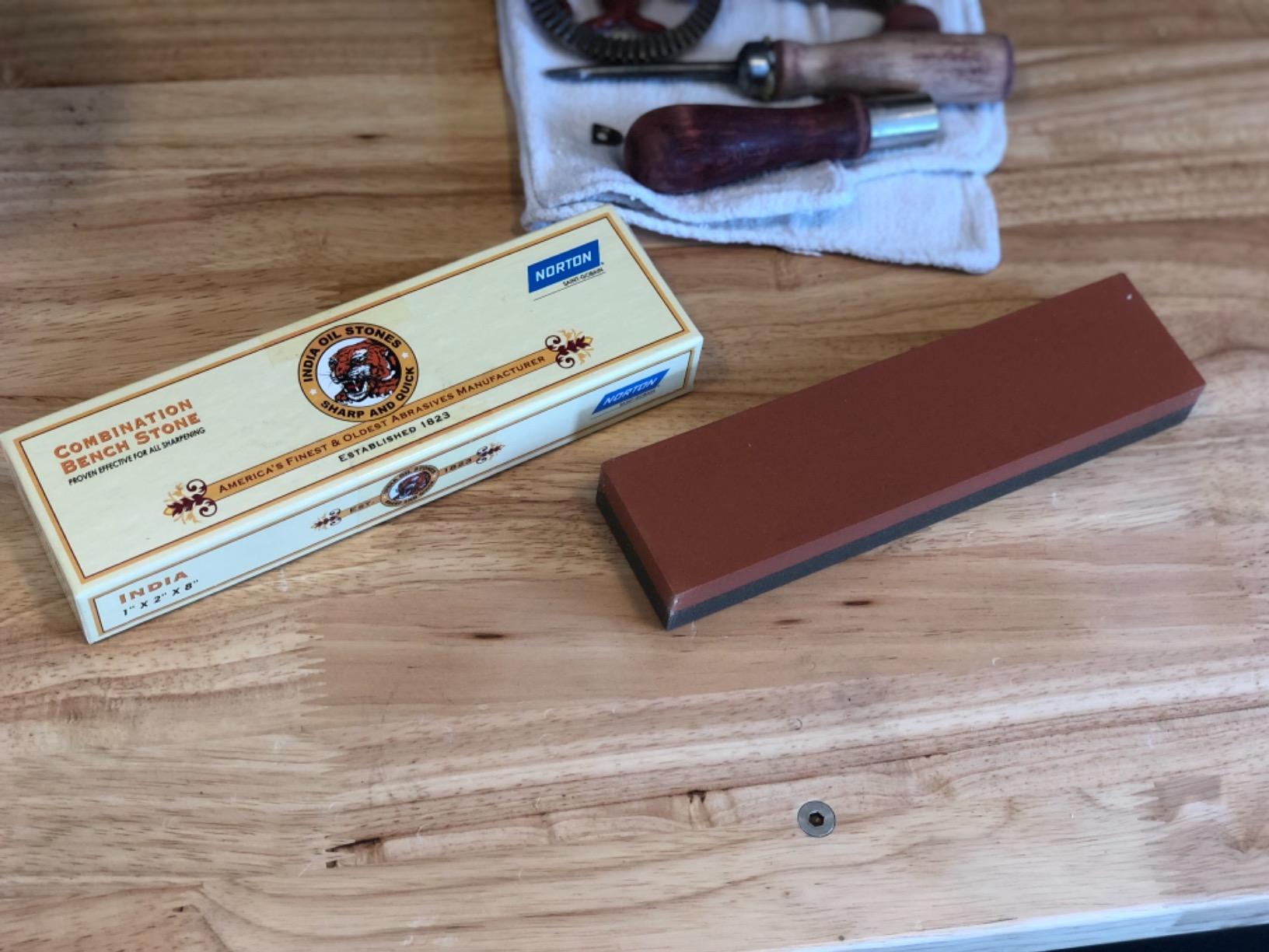 Norton Knife Sharpener Combination Grit Oil Stone - Sharpening Stone with Fine/Coarse Combination, great for home tools, kitchen knives, hunting knives and many more customer photo 2