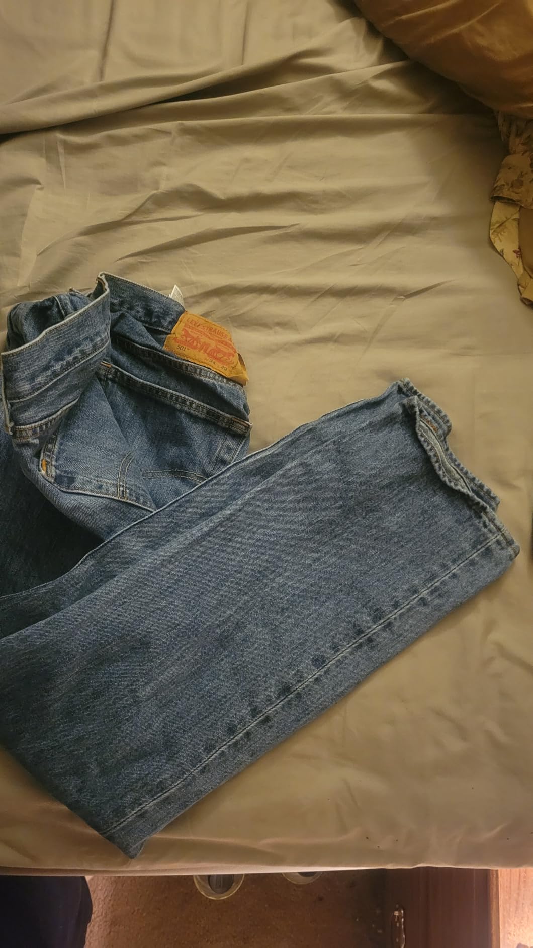 Levi's Men's 501 Original Fit Jeans customer photo 2