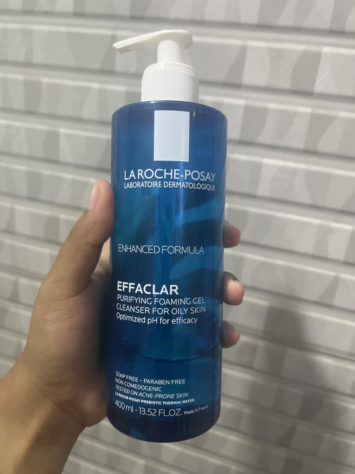 La Roche-Posay Effaclar Foaming Gel Cleanser for Oily Skin customer photo 2