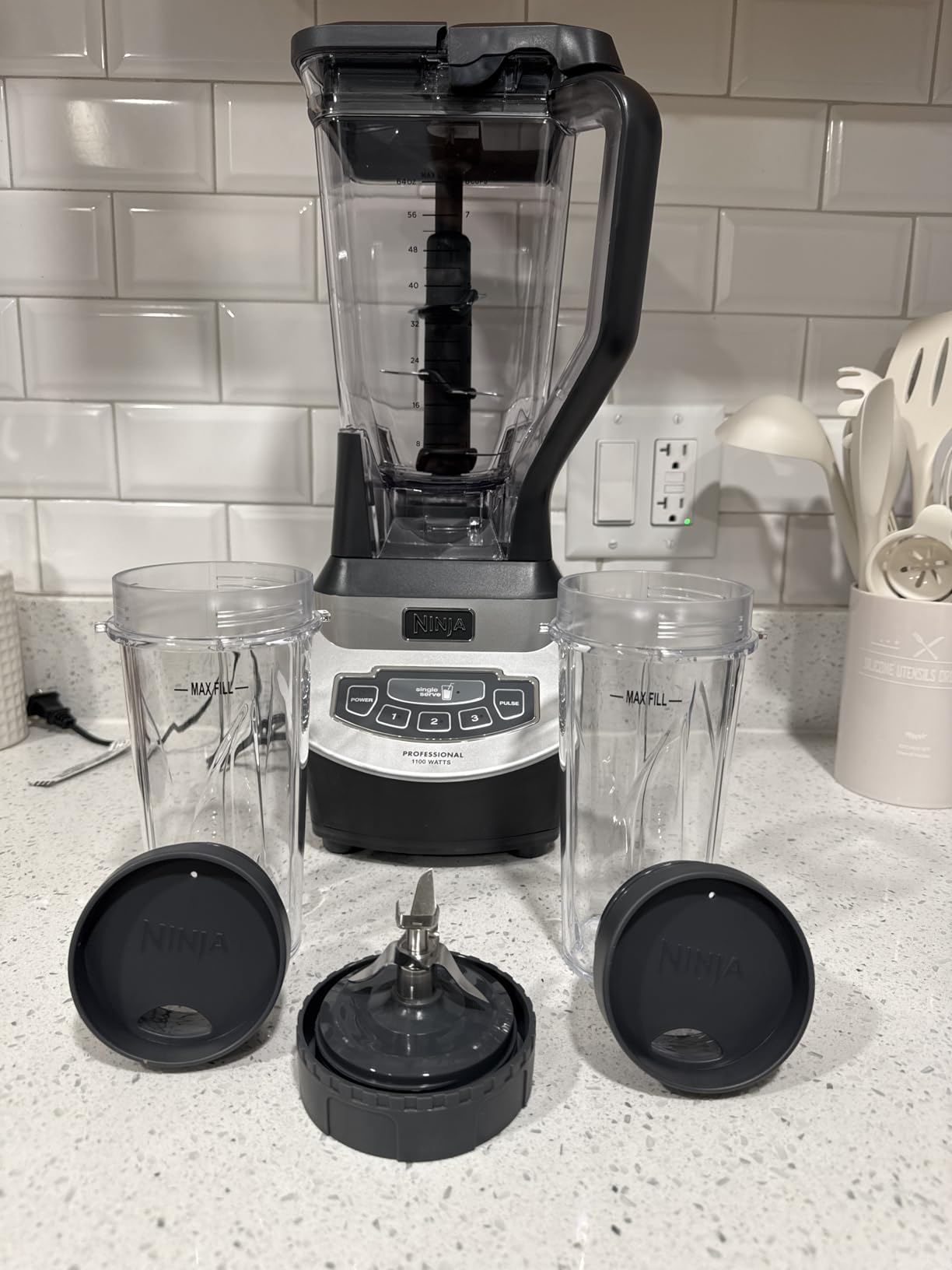 Ninja BL660 Professional Compact Smoothie & Food Processing Blender, 1100-Watts, 3 Functions -for Frozen Drinks, Smoothies, Sauces, & More, 72-oz.* Pitcher, (2) 16-oz. To-Go Cups & Spout Lids, Gray customer photo 1