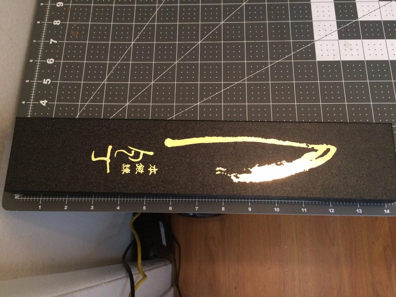 Yoshihiro VG10 16 Layer Hammered Damascus Gyuto Japanese Chefs Knife (8.25'' (210mm)) customer photo 2
