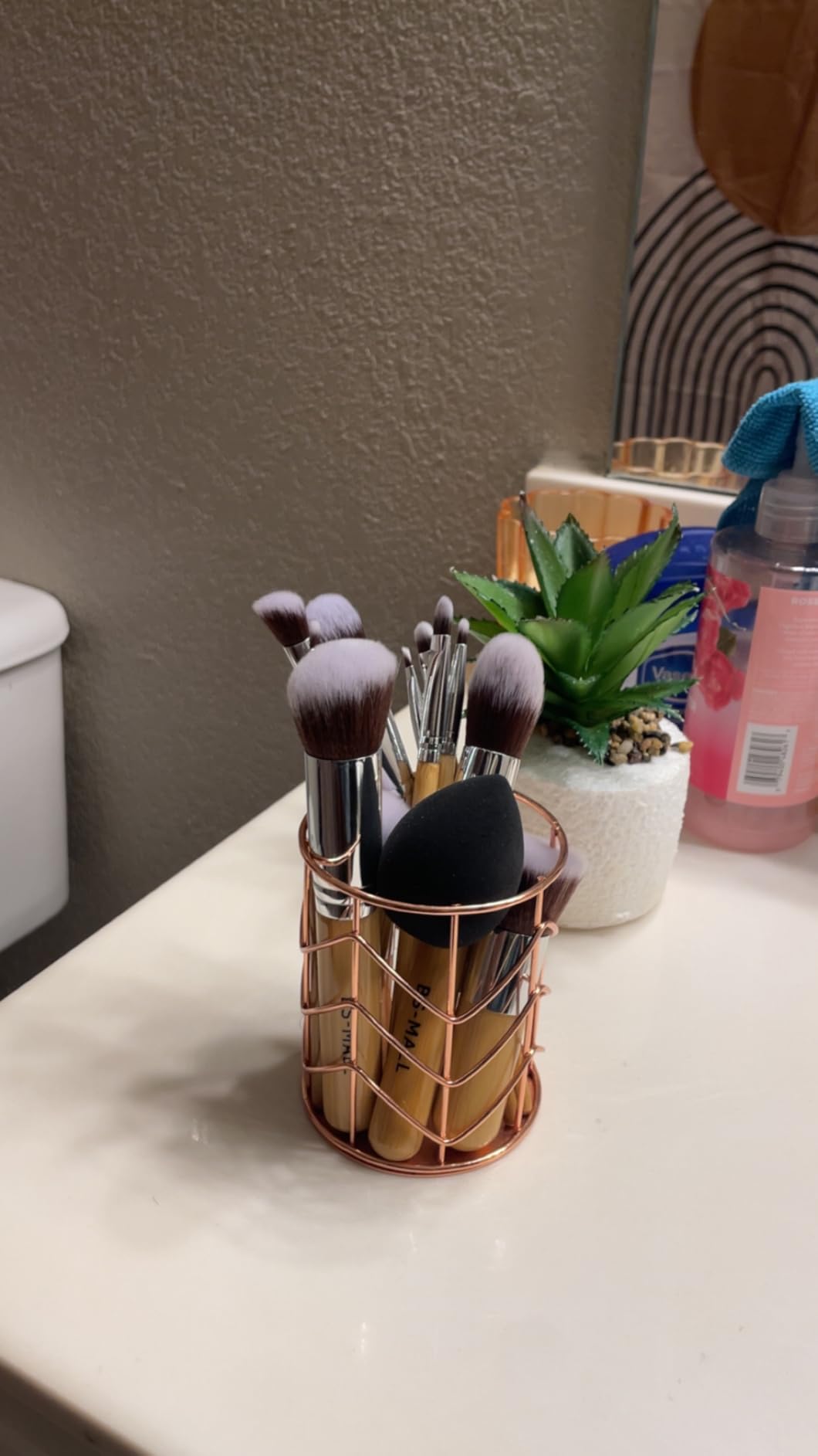 BS-MALL Makeup Brush Set 11 Pcs Makeup Sponge, Professional Bamboo Makeup Brushes for Foundation, Powder, Blush, Concealer, Eyeshadow & Blending, Ideal for Travel, Beginners & Makeup Artists customer photo 1