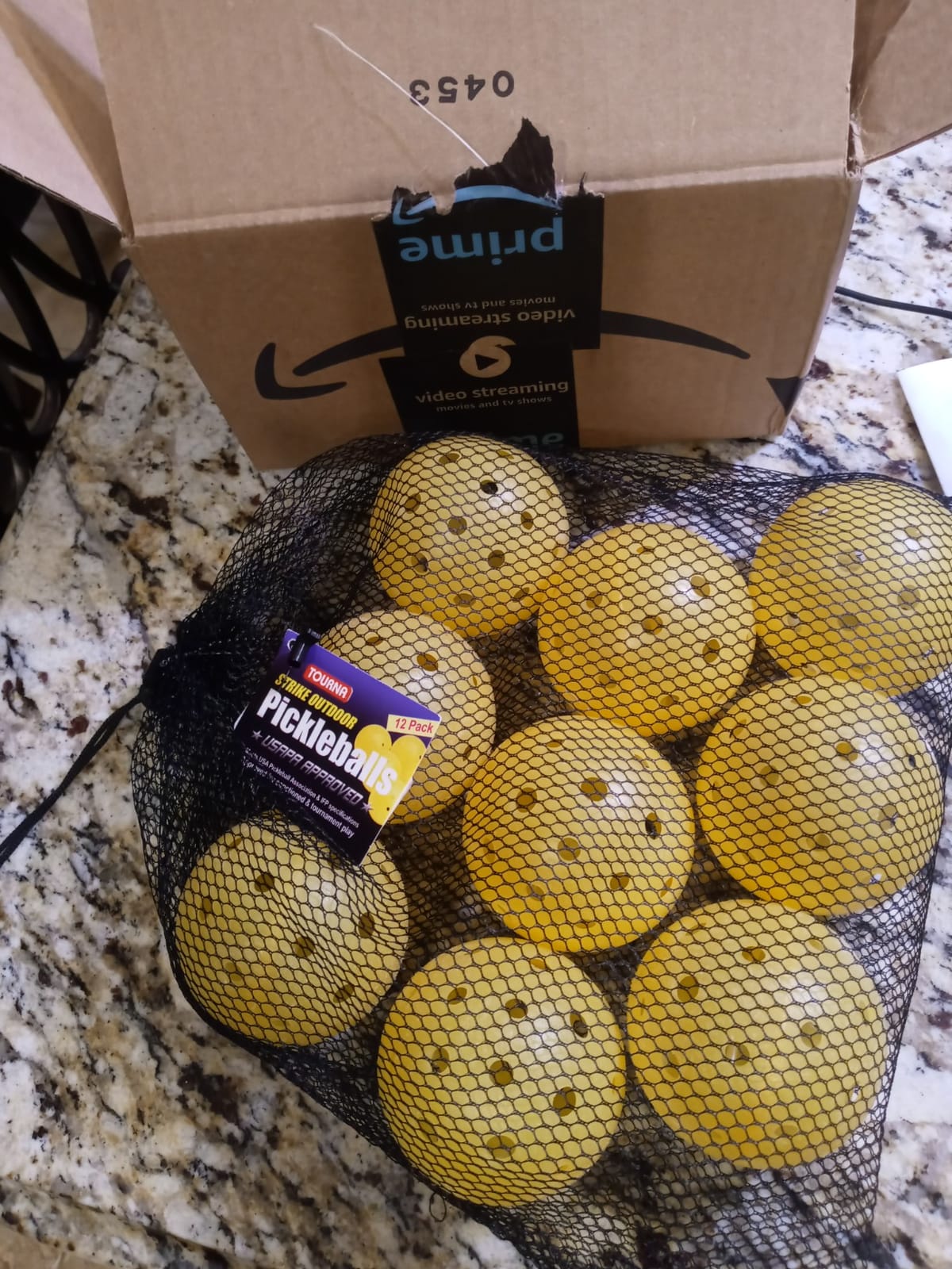 Tourna Strike Outdoor Pickleballs (12 Pack) - USAPA Approved, Optic Yellow (PIKL-12-OY-O) customer photo 1