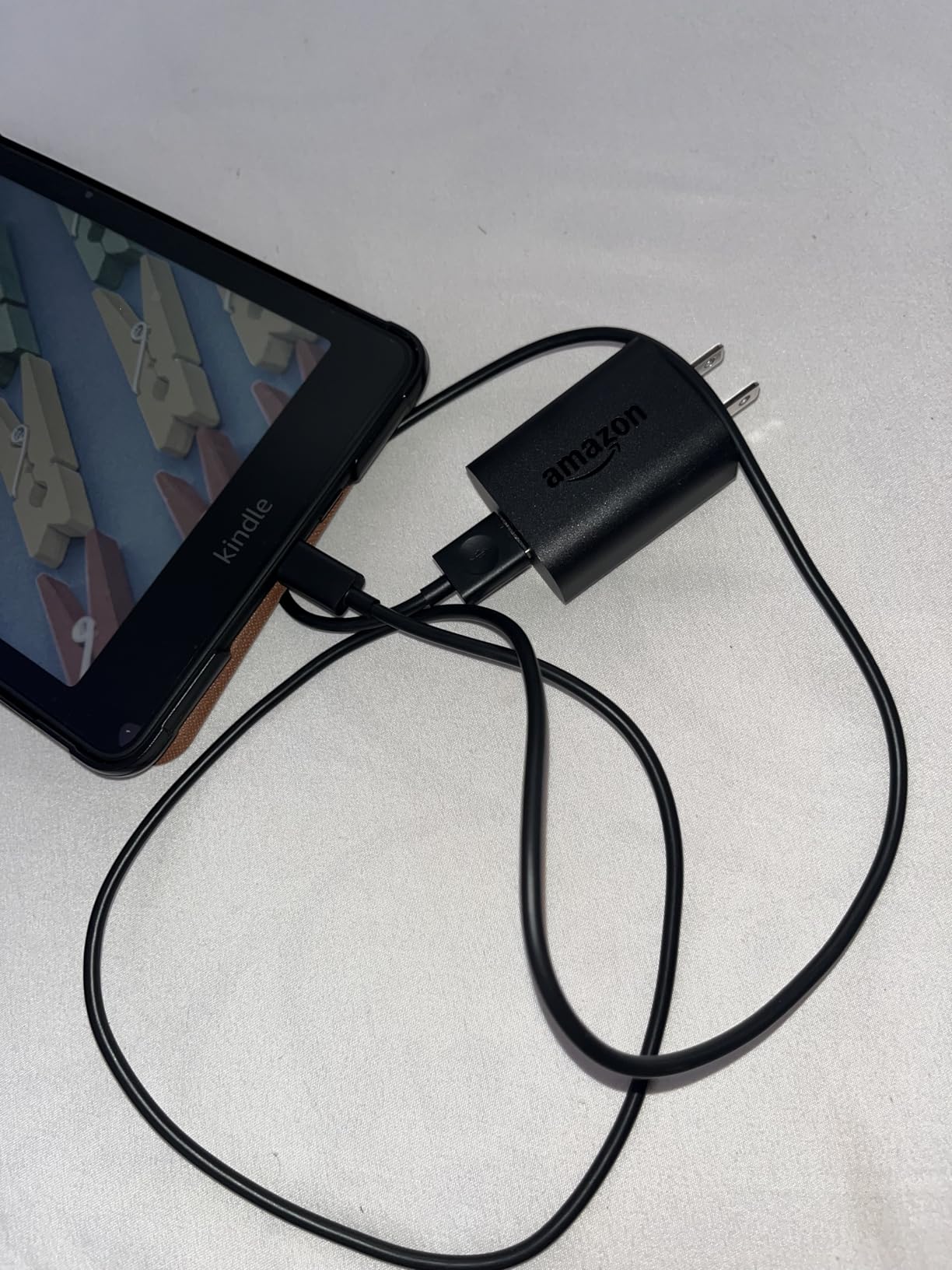 Amazon 9W Official OEM USB Charger and Power Adapter for Fire Tablets, Kindle eReaders, and Echo Dot customer photo 2