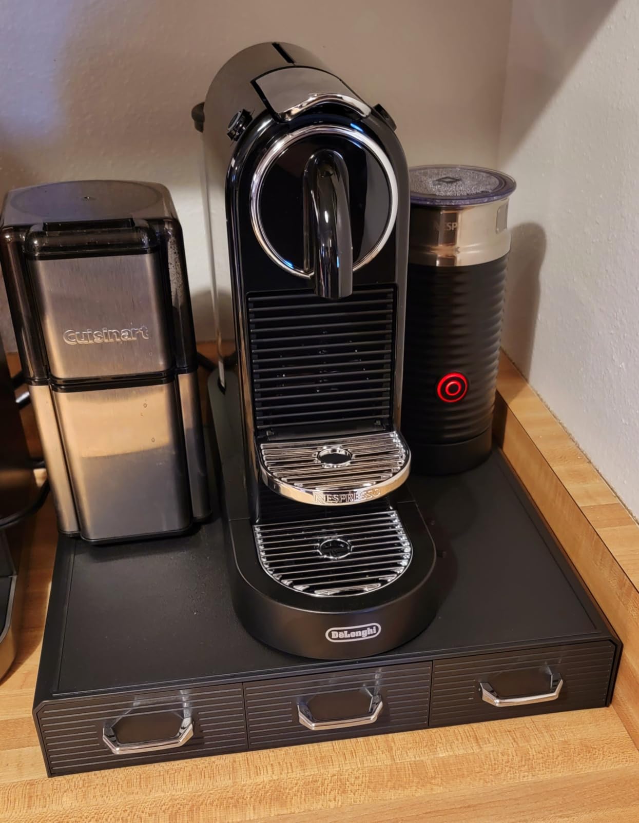 Nespresso CitiZ Coffee and Espresso Machine by De'Longhi with Milk Frother, Black, 9.3 x 14.6 x 10.9 inches customer photo 2
