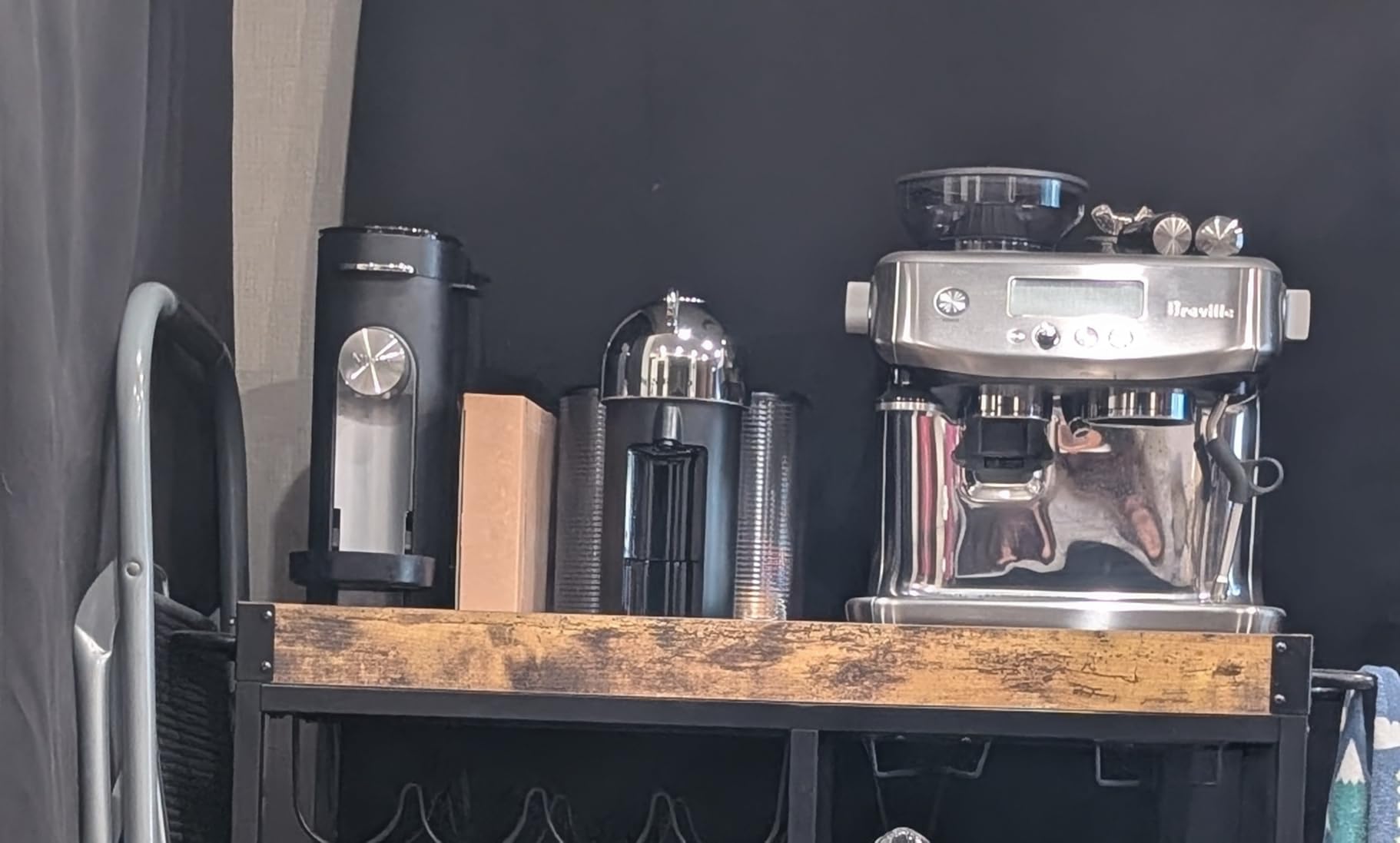 Nespresso Vertuo Coffee and Espresso Maker by Breville, Chrome with Aeroccino Milk Frother customer photo 2