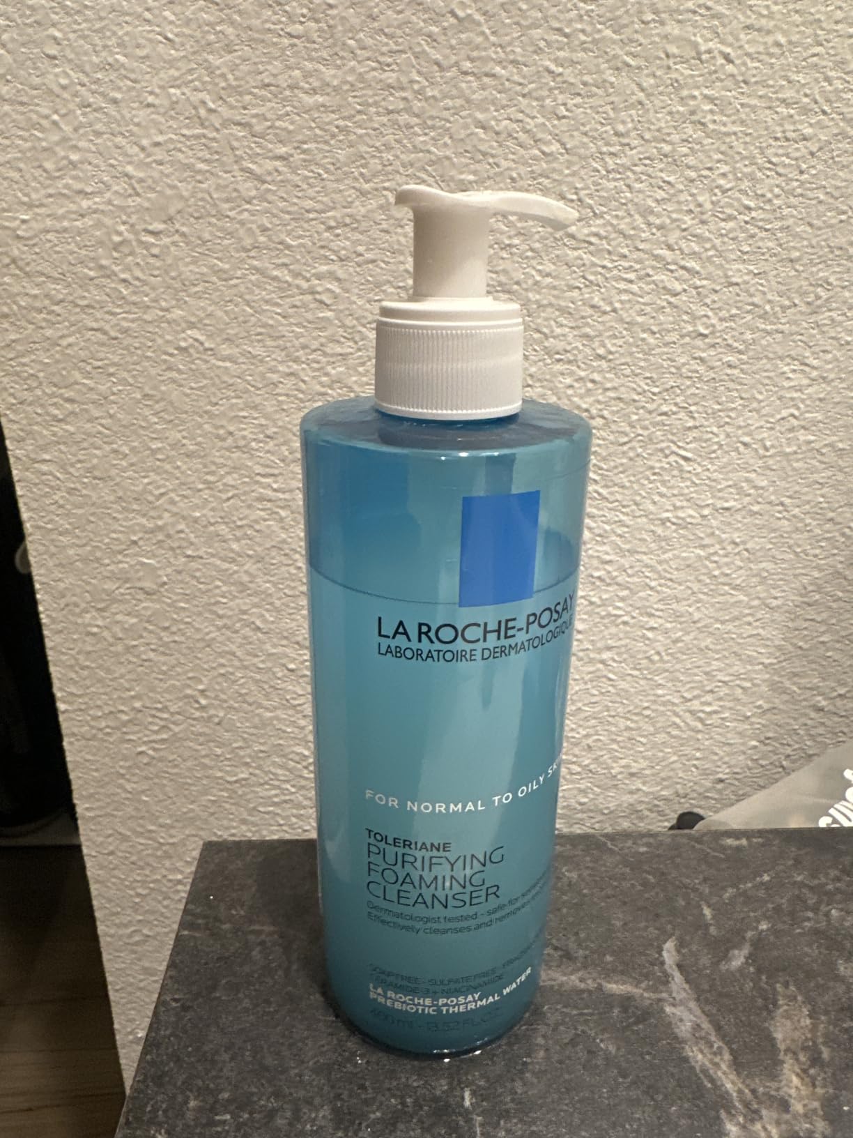 La Roche-Posay Toleriane Purifying Foaming Facial Cleanser with Niacinamide customer photo 2