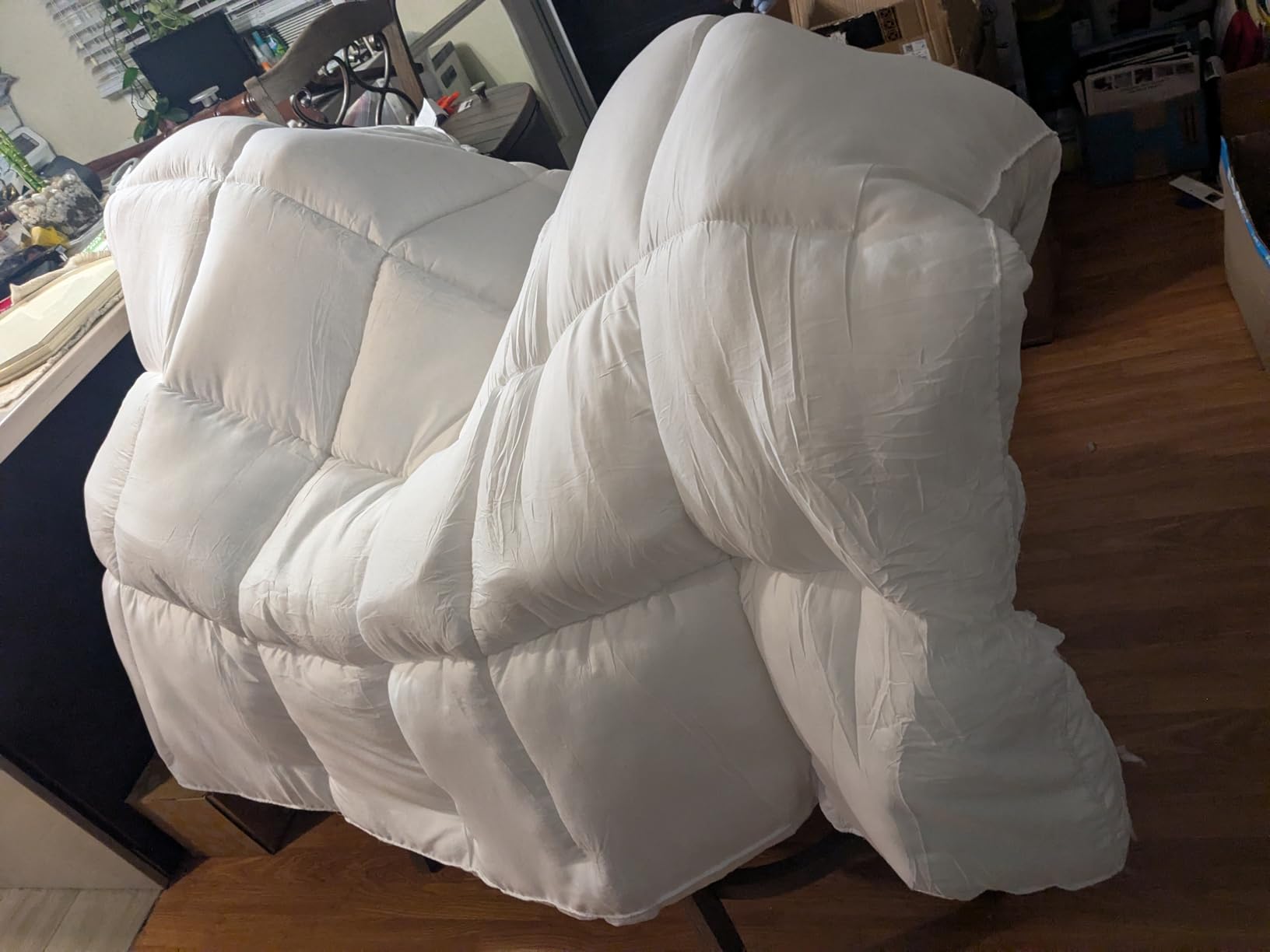 1400 GSM Queen Mattress Topper, Extra Thick Cooling Pillow Top Plush Pad customer photo 1