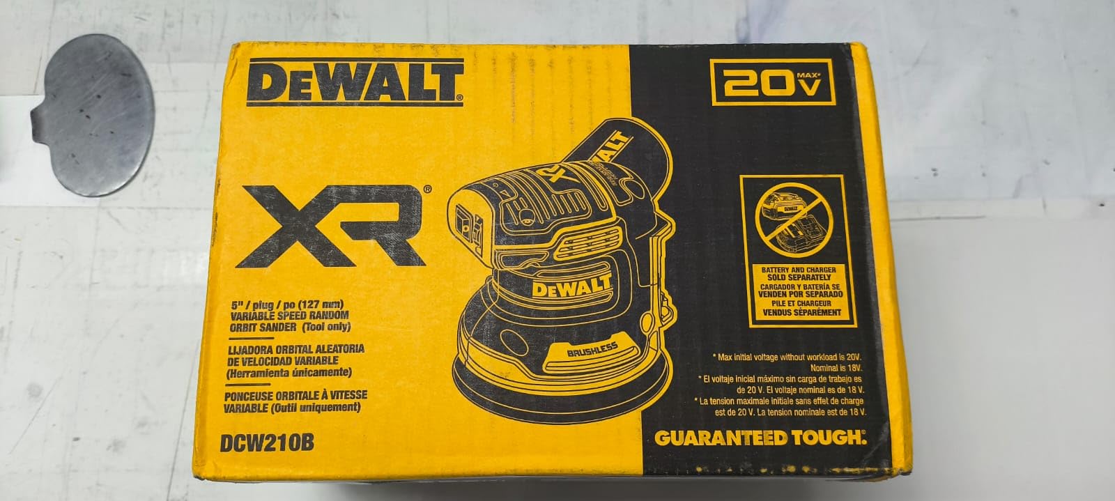 DEWALT 20V MAX Orbital Sander, Tool Only (DCW210B) customer photo 2