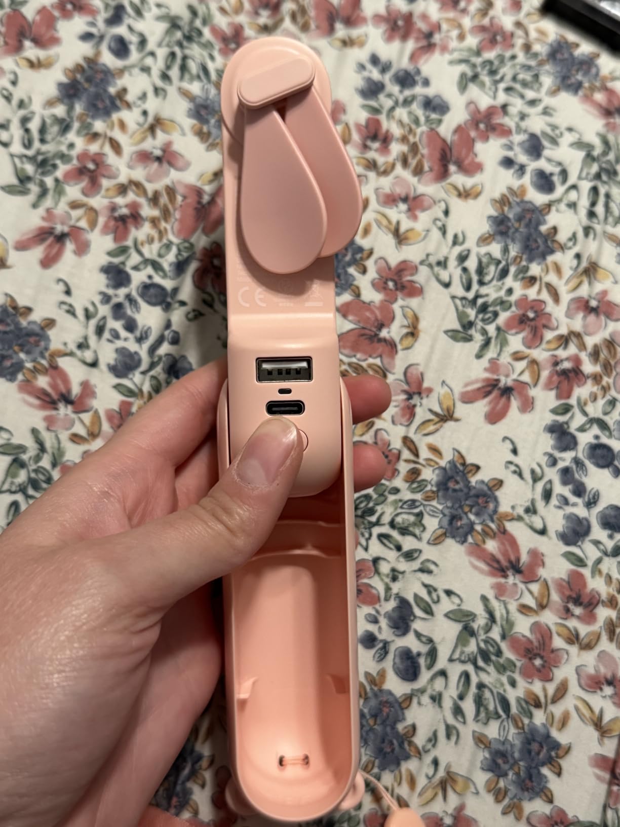 JISULIFE 3 IN 1 Portable Fan with Power Bank & Flashlight Featured customer photo 2