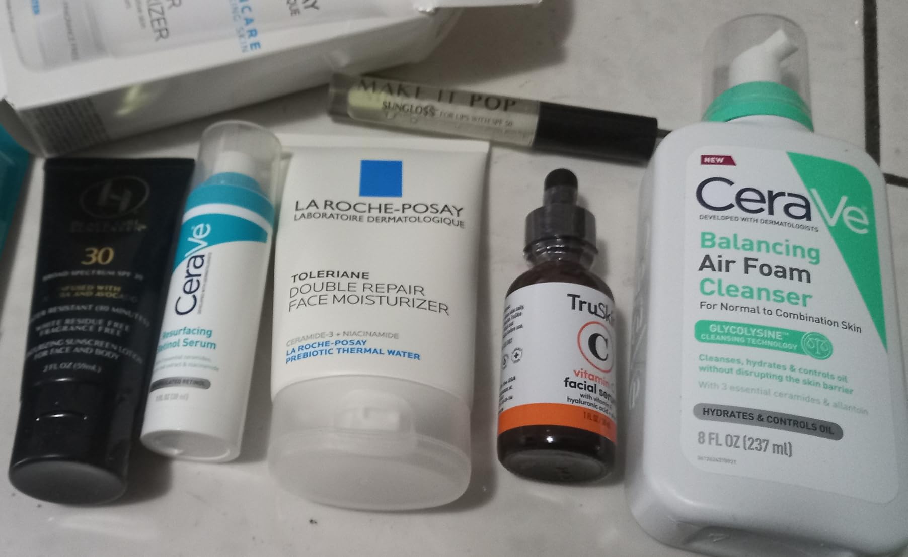CeraVe Resurfacing Retinol Face Serum with Niacinamide, Pore Minimizer, 1oz customer photo 1