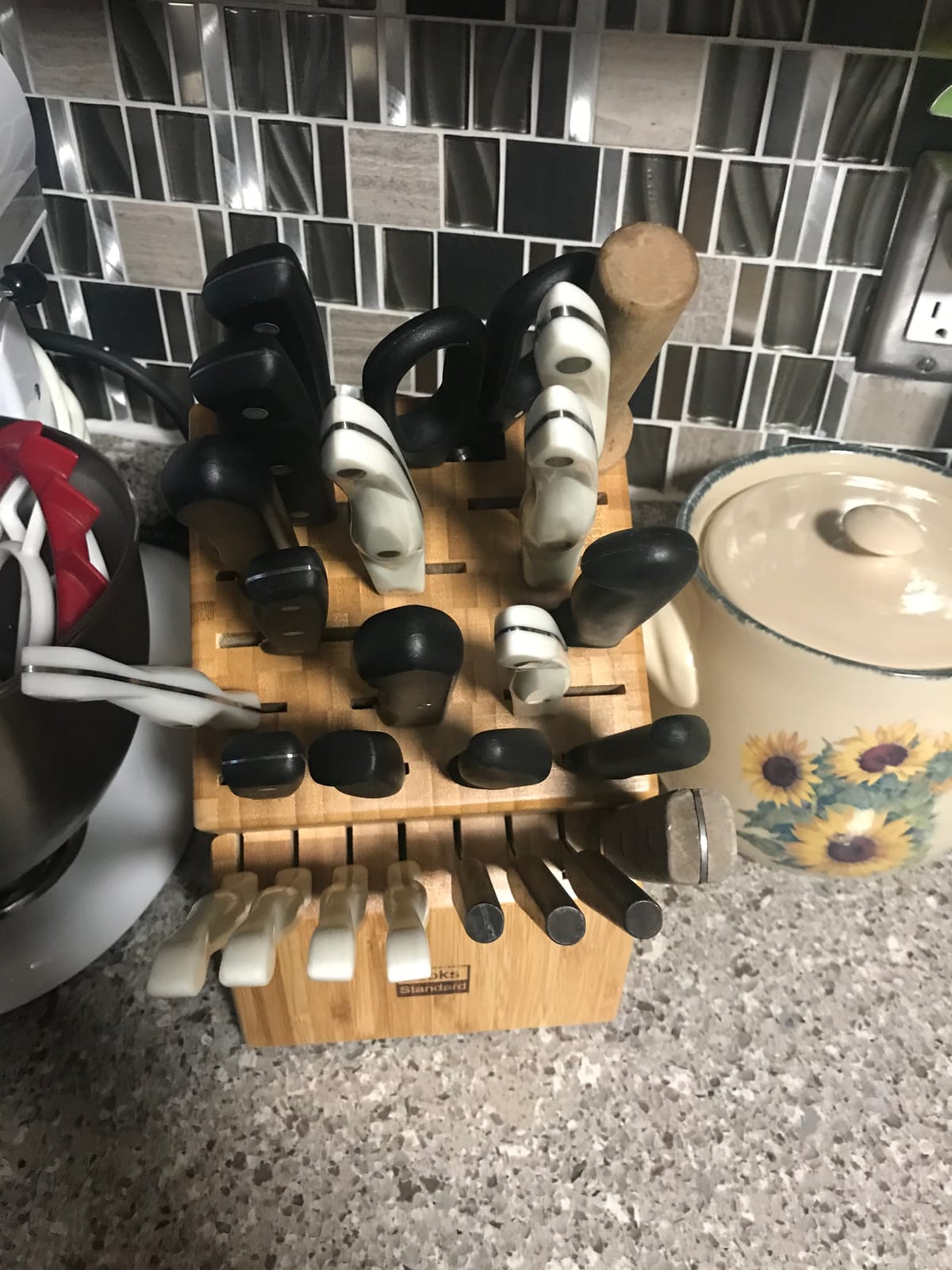Cooks Standard Classic Bamboo 25-Slot Universal Knife Block without Knives customer photo 2