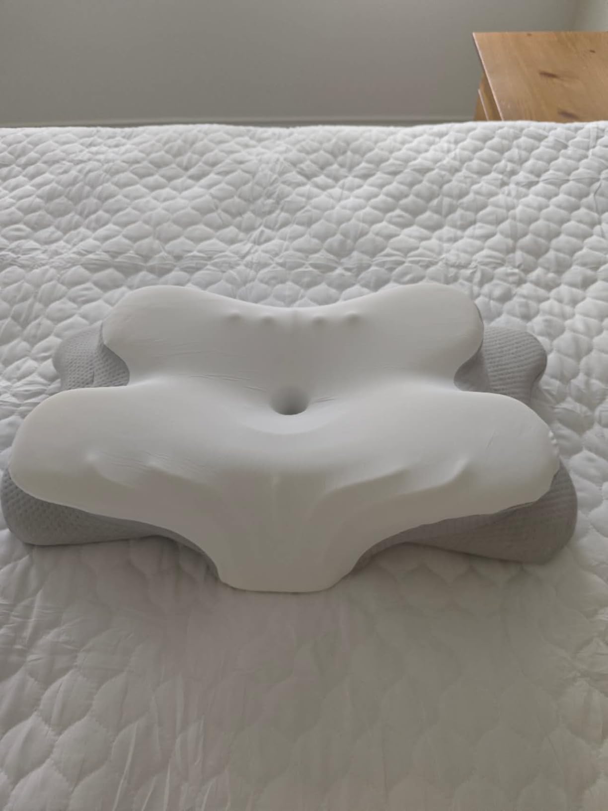 VYLEE Cervical Neck Pillow for Pain Relief, Ergonomic Memory Foam Pillow for Neck Support, Cooling Contour Orthopedic Pillow for Side, Back & Stomach Sleepers customer photo 2