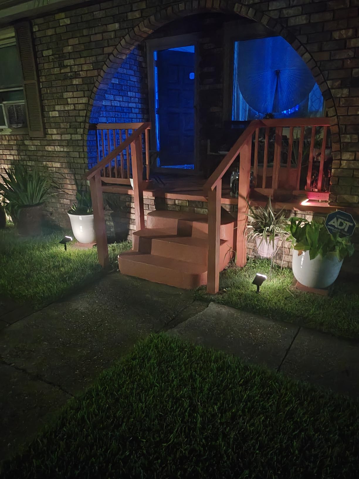 Linkind Halloween Solar Lights Outdoor Spotlight Waterproof RGB 2 Pack customer photo 2