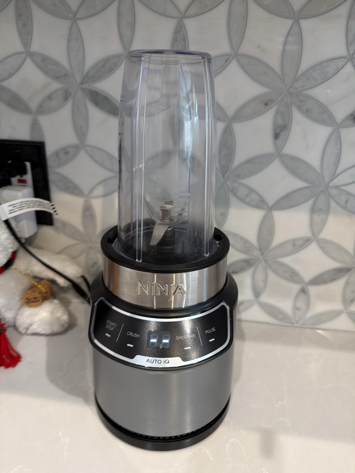 Ninja Nutri-Blender Pro with Auto iQ, 1100PW, (2) 24oz Cups, BN401 customer photo 2