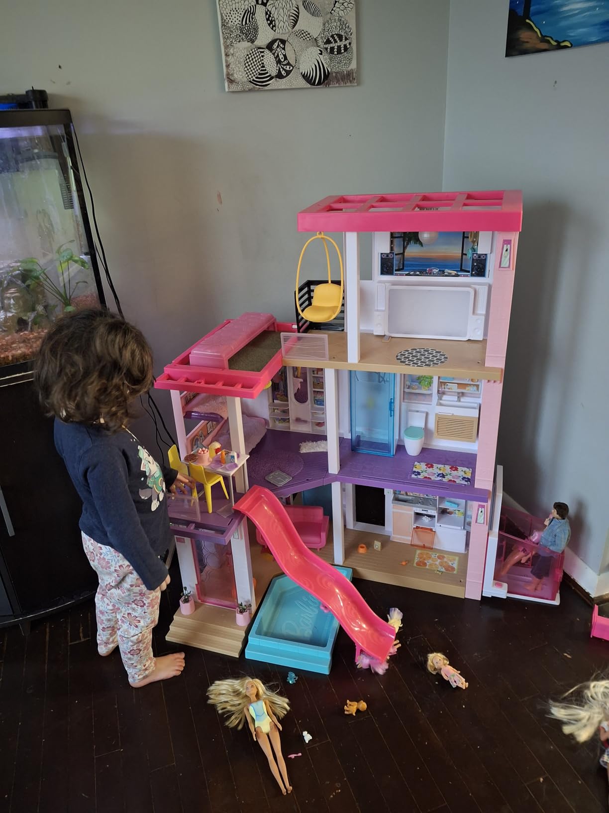 Barbie Dreamhouse Dollhouse Playset customer photo 1