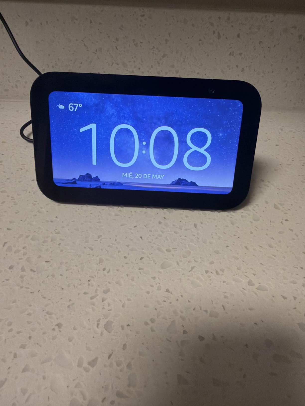 Amazon Echo Show 5 (newest model), Smart display, Designed for Alexa+, 2x the bass and clearer sound, Glacier White customer photo 1