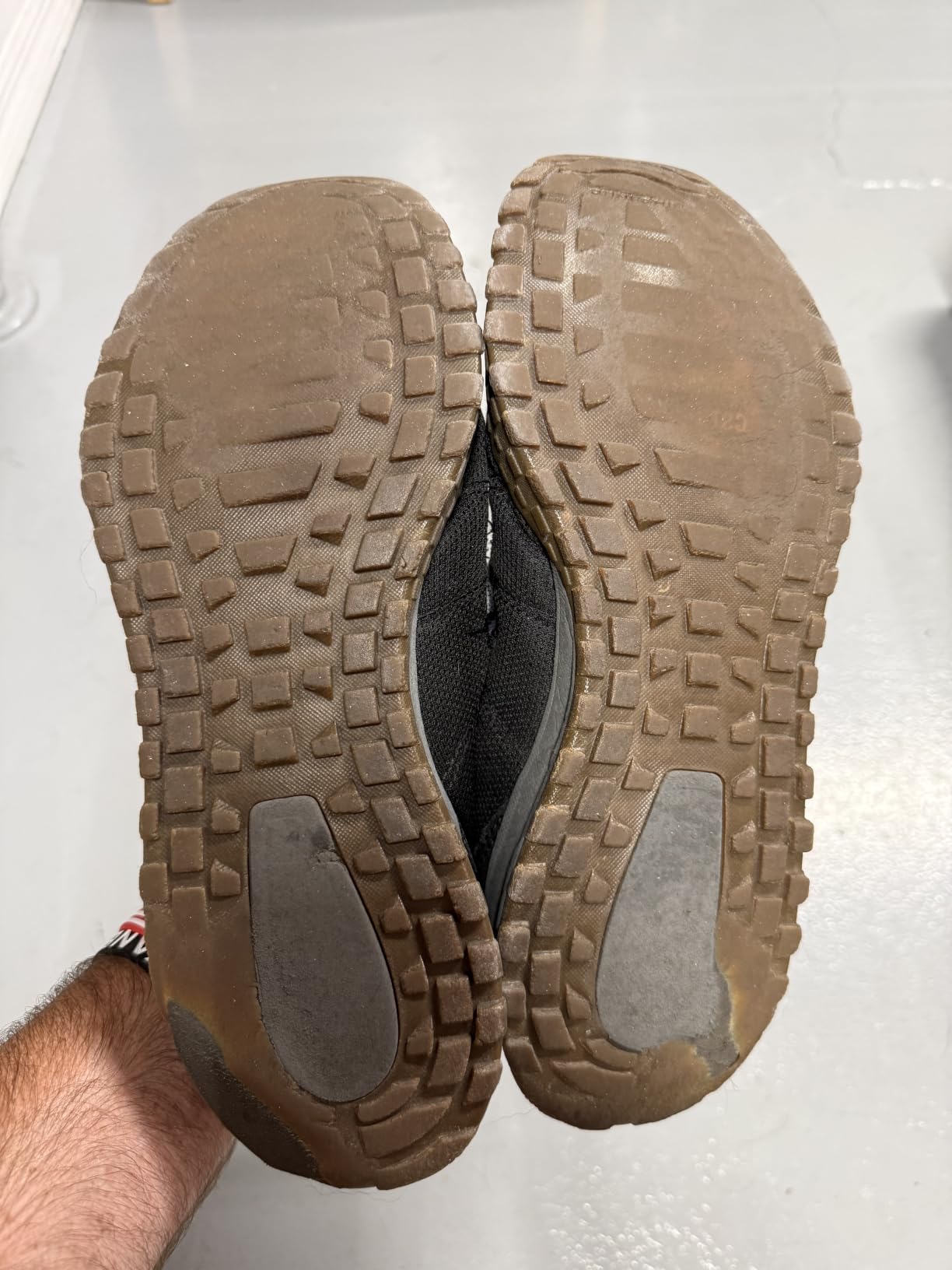Columbia Men's Fairbanks Low customer photo 1