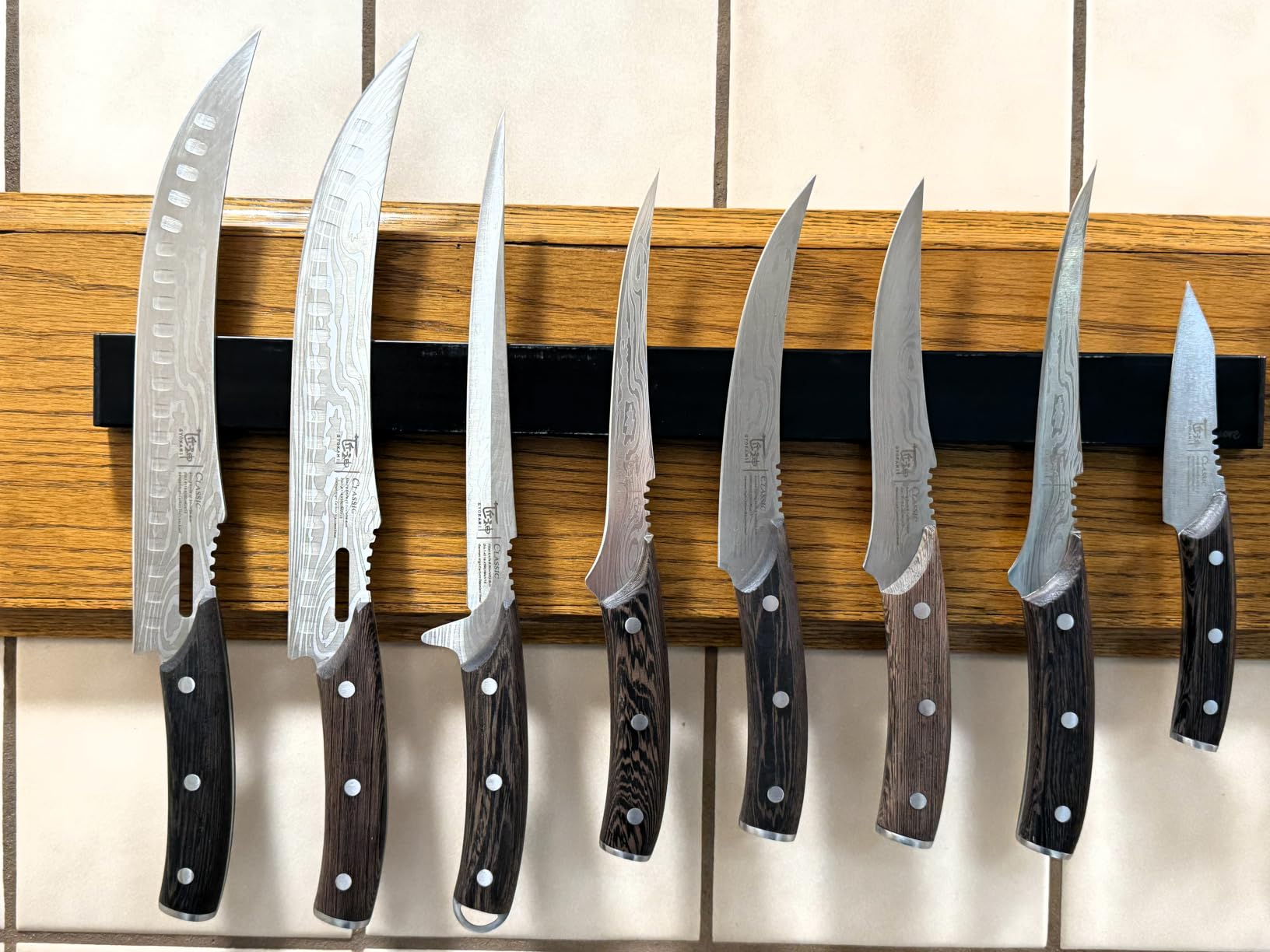 Dmore magnetic knife holder for wall—with 3 hooks, No Drilling, 16 Inch customer photo 2