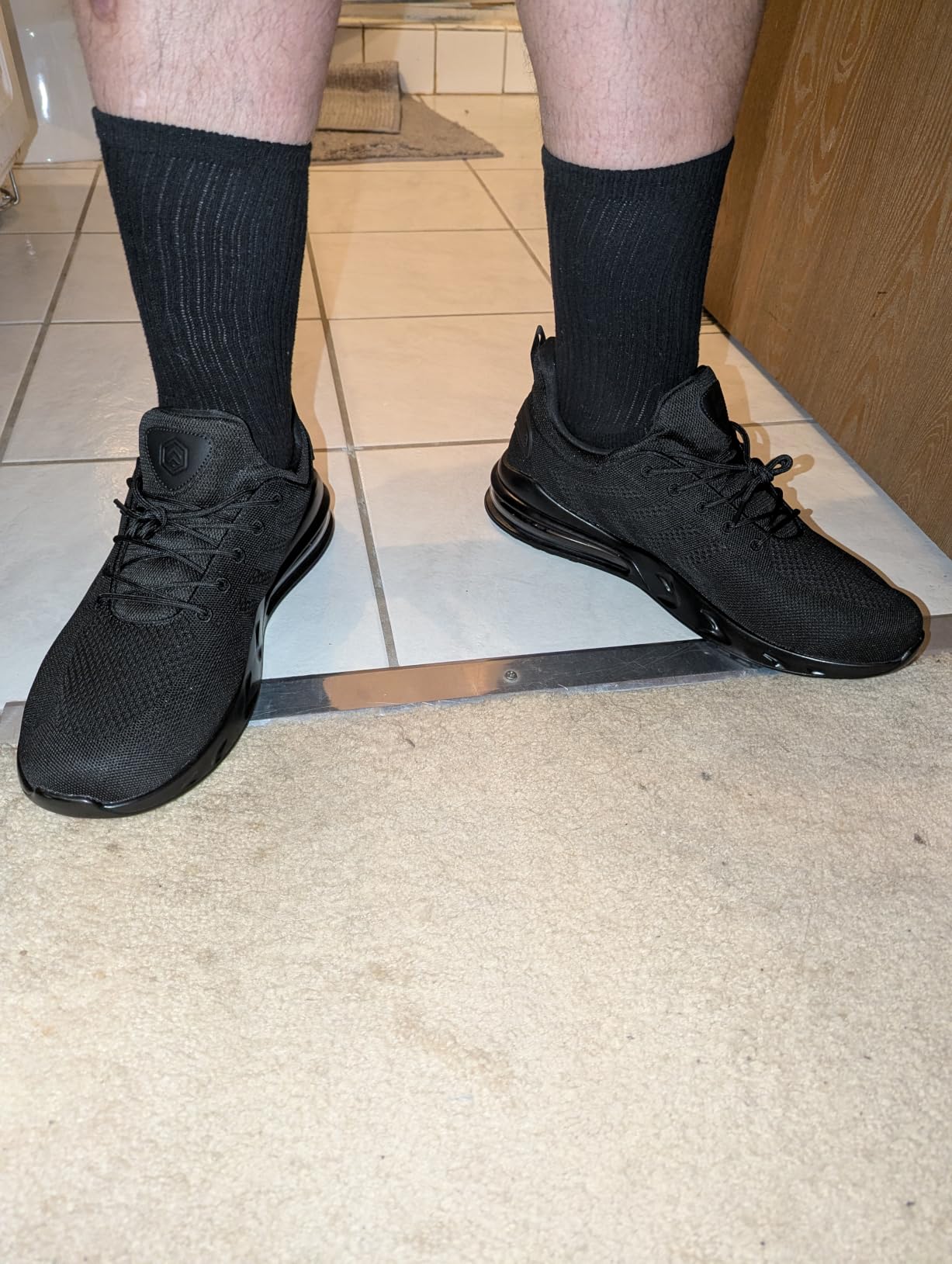 LARNMERN Men Chef Shoes Non Slip Work Waterproof Slip-on customer photo 1
